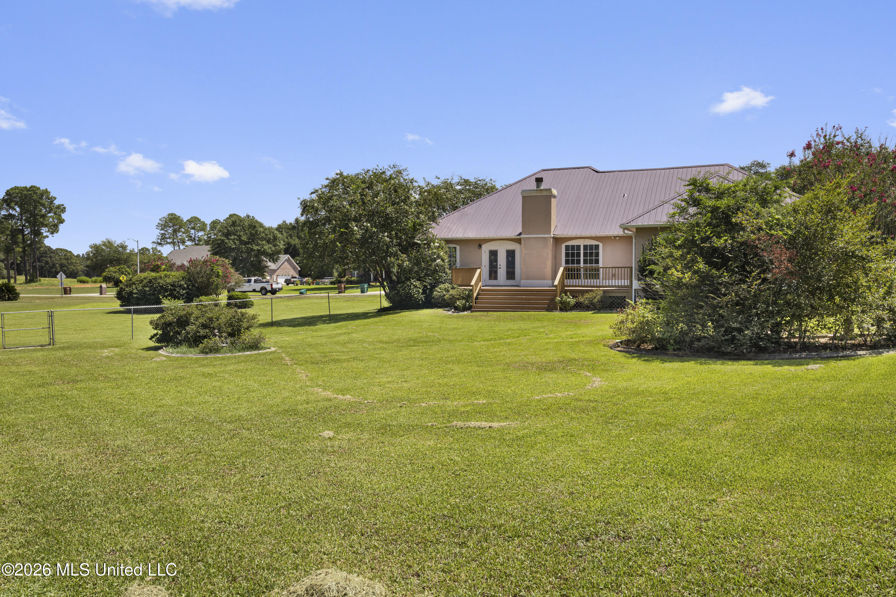 17433 Dogwood Hills Drive Property Photo 46