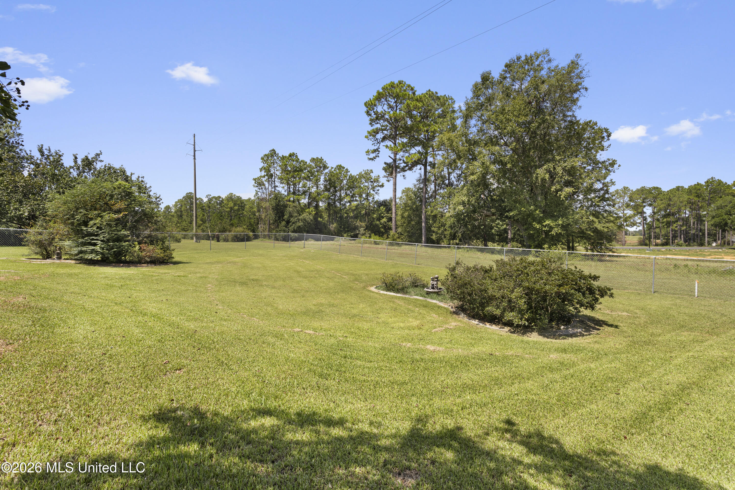 17433 Dogwood Hills Drive Property Photo 62