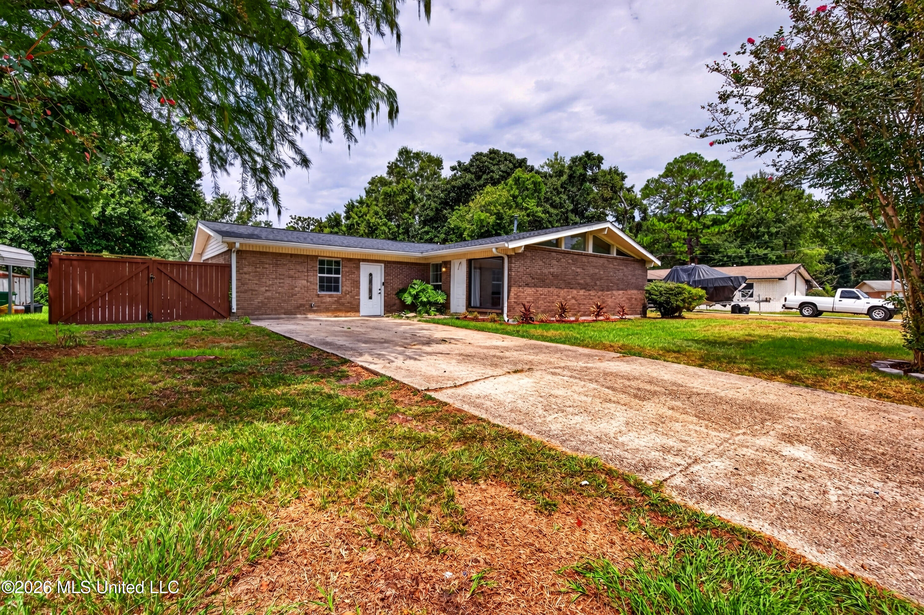 4511 Concord Street Property Photo 5