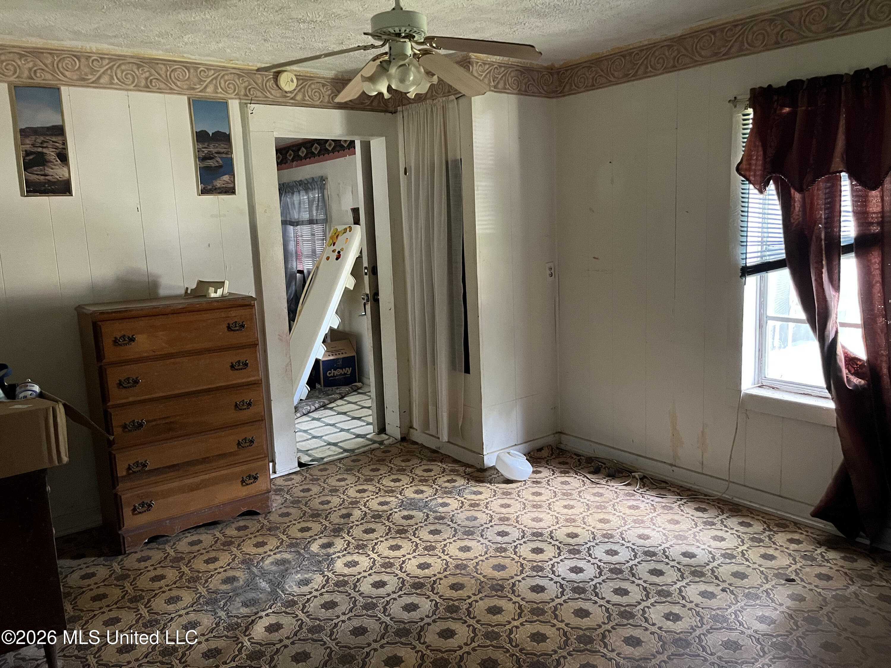 122 Stowell Street Property Photo 6