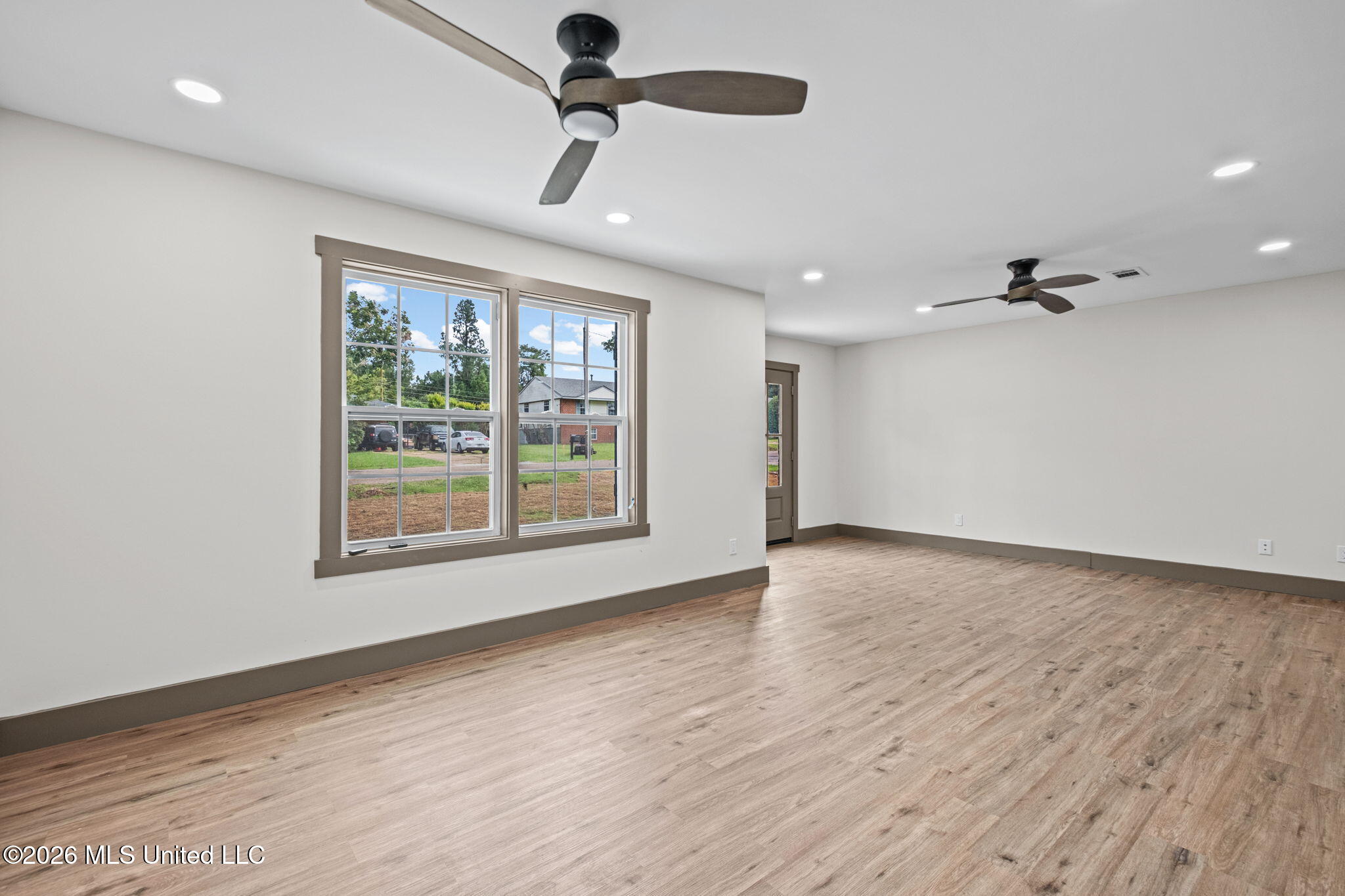 709 Coleman Avenue Property Photo 7
