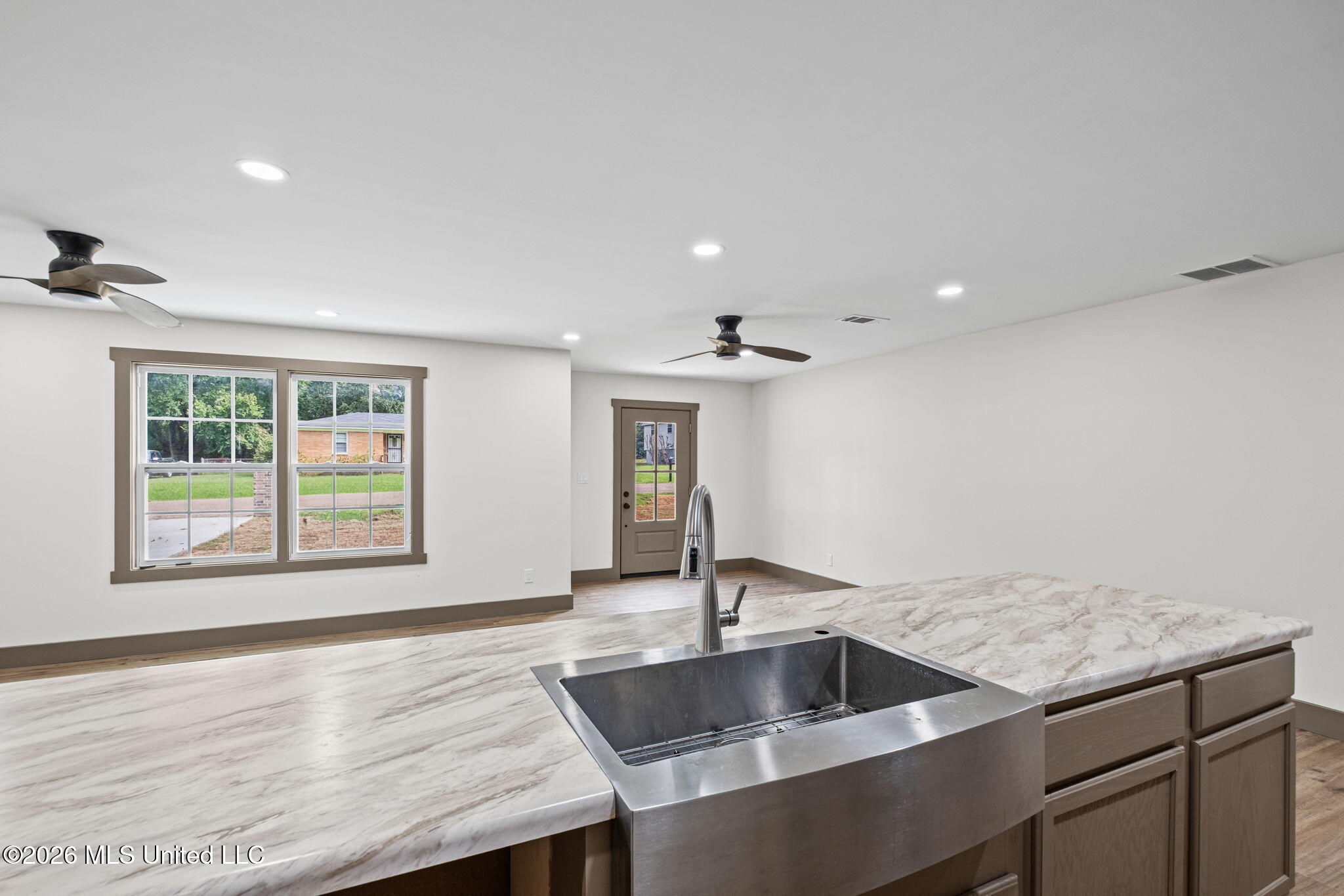 709 Coleman Avenue Property Photo 12