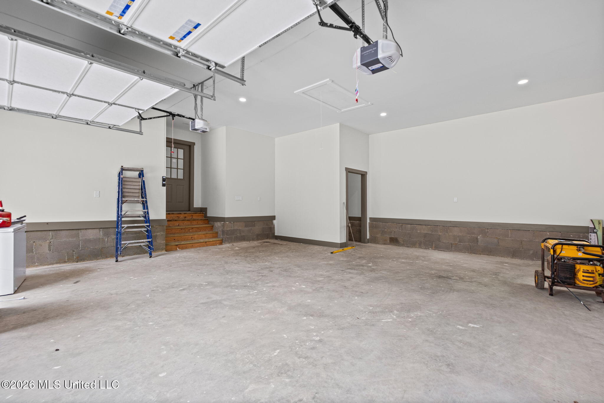 709 Coleman Avenue Property Photo 25
