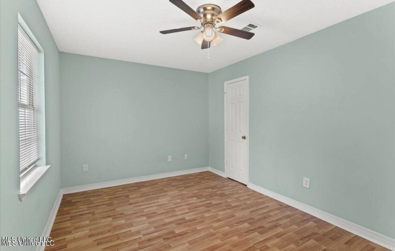 20017 Sunshine Drive Property Photo 22