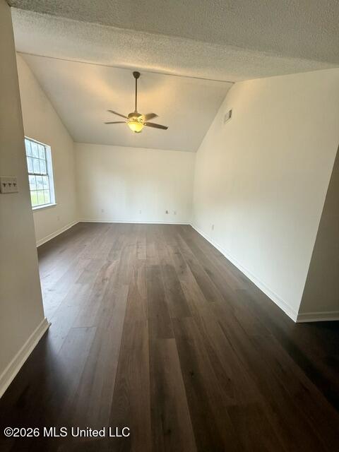 20017 Sunshine Drive Property Photo 37