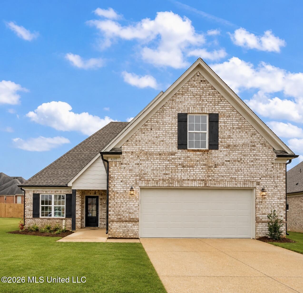 2113 Metcalf Way Property Photo 1