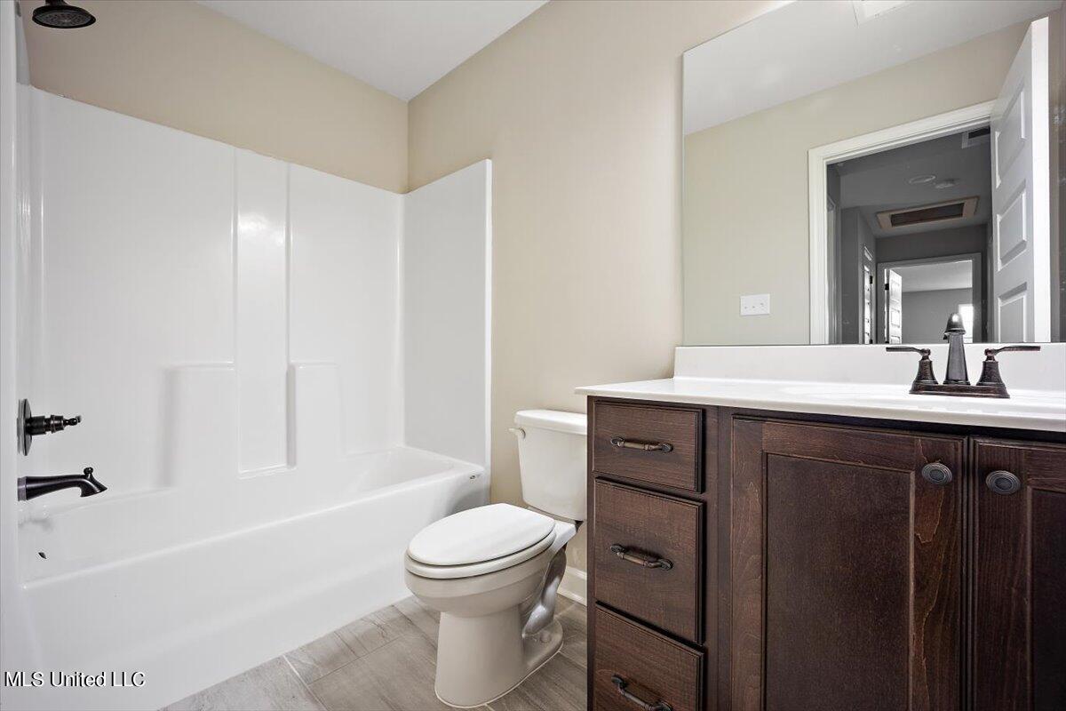 2113 Metcalf Way Property Photo 23