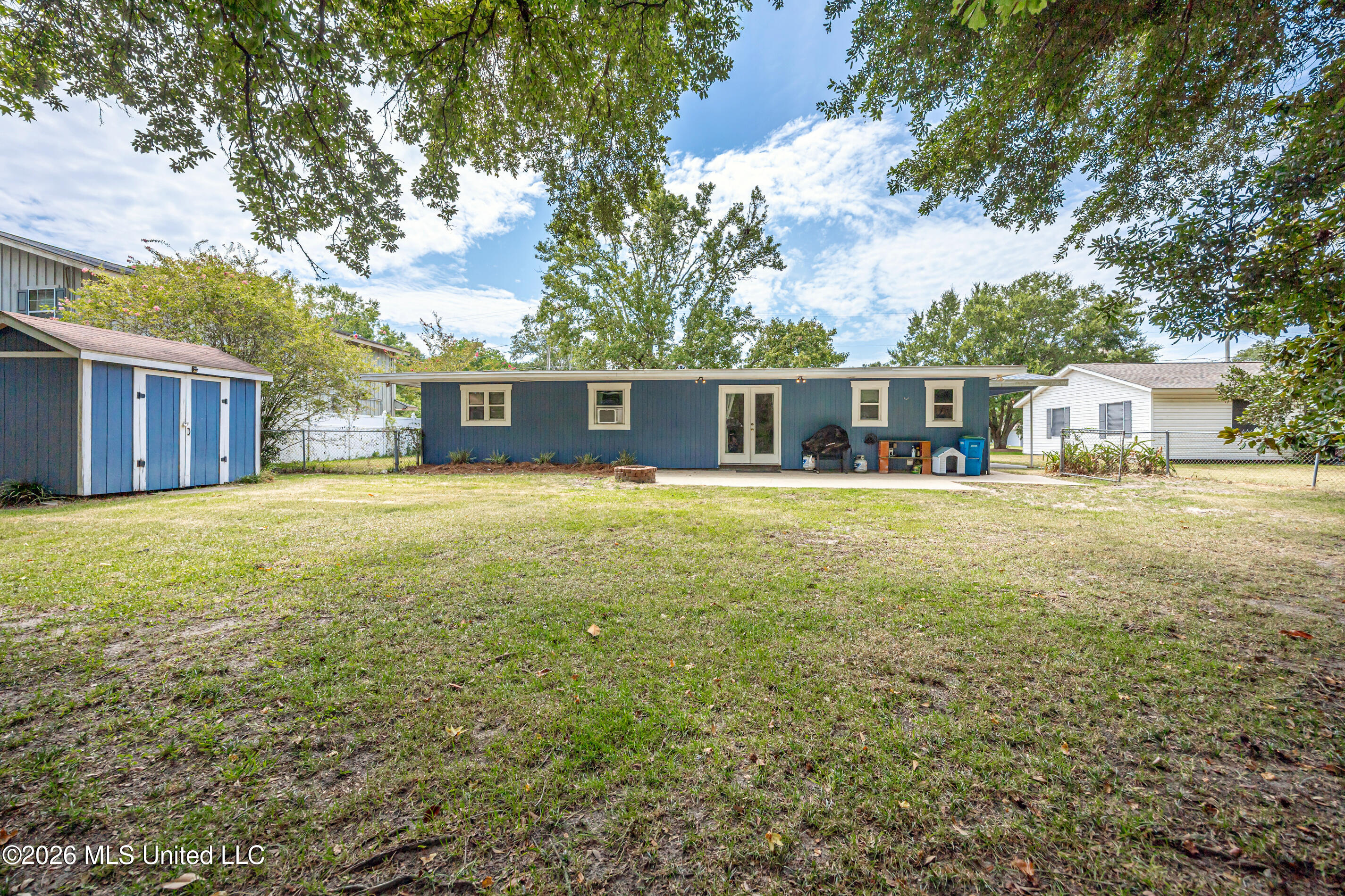 2717 Pinewood Avenue Property Photo 43