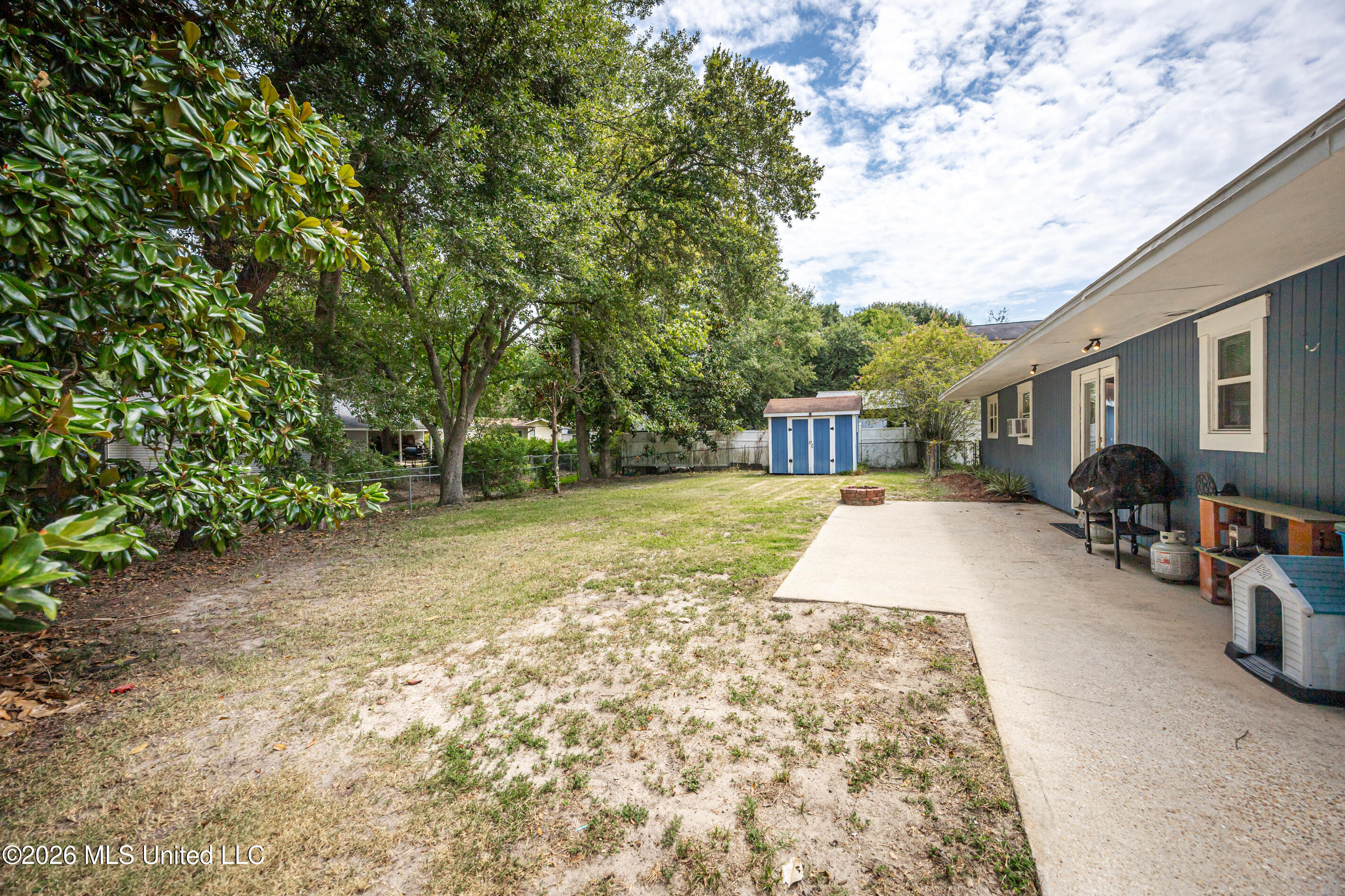 2717 Pinewood Avenue Property Photo 44