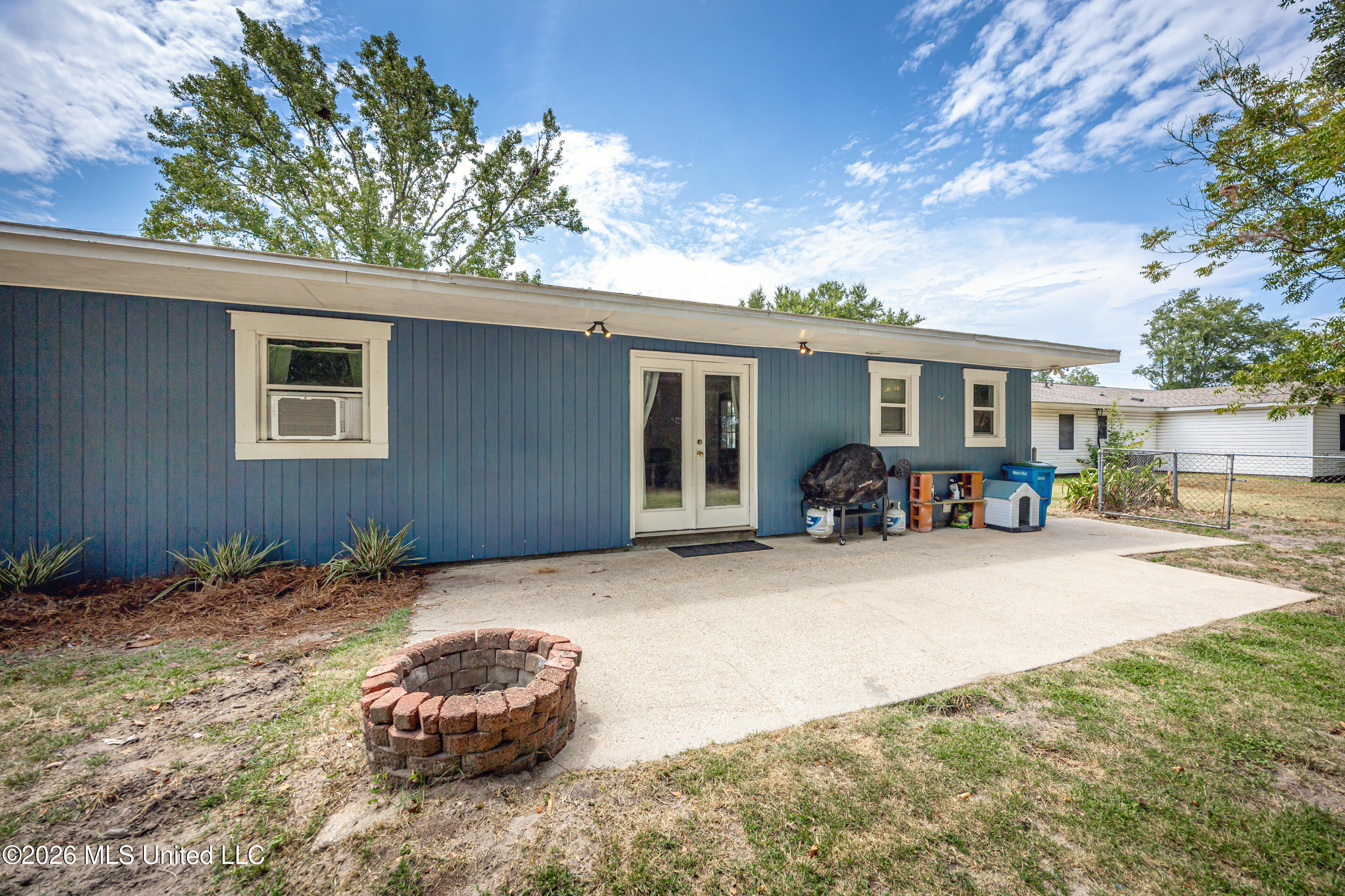 2717 Pinewood Avenue Property Photo 45