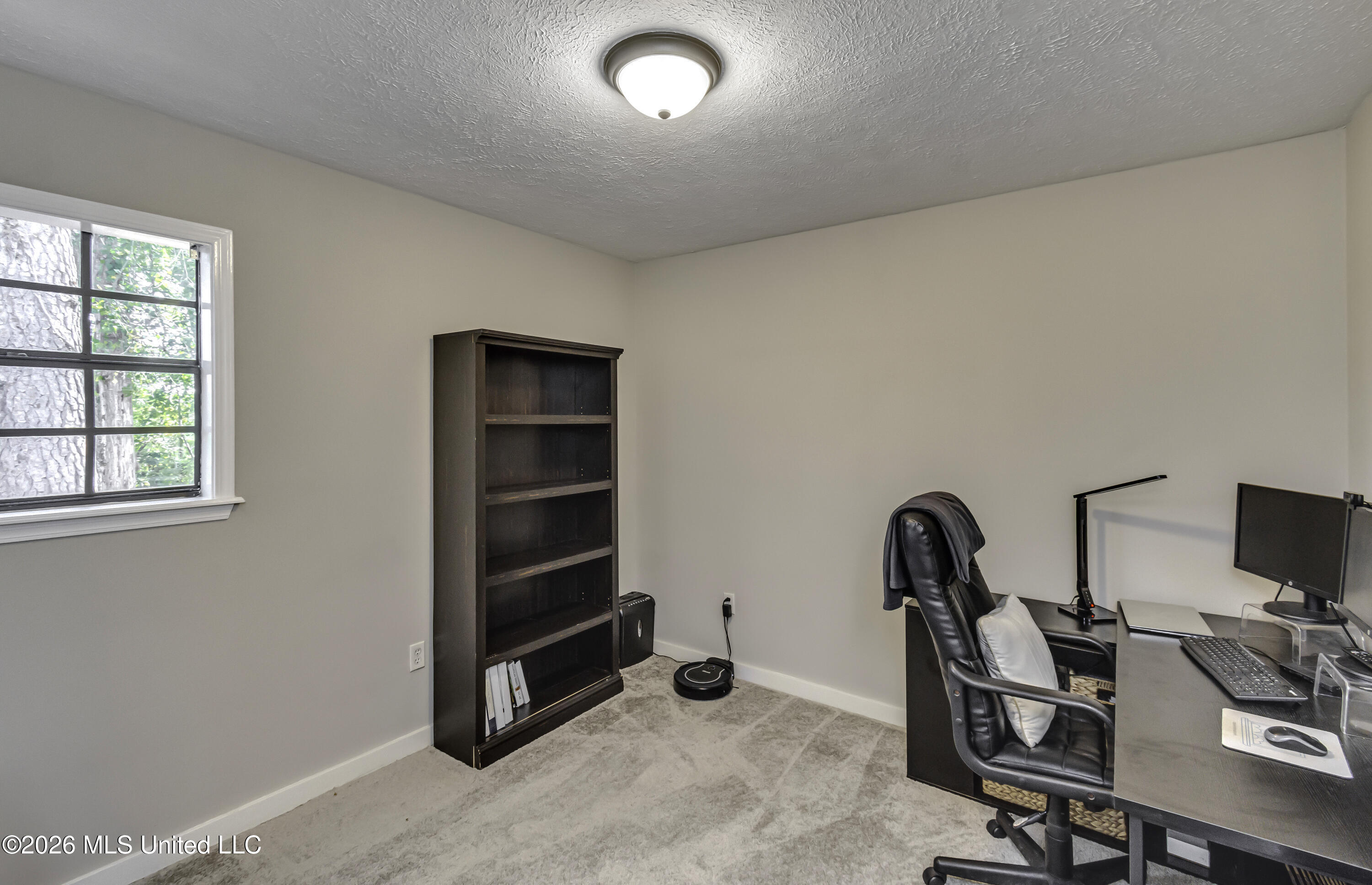 212 Dublin Court Property Photo 23