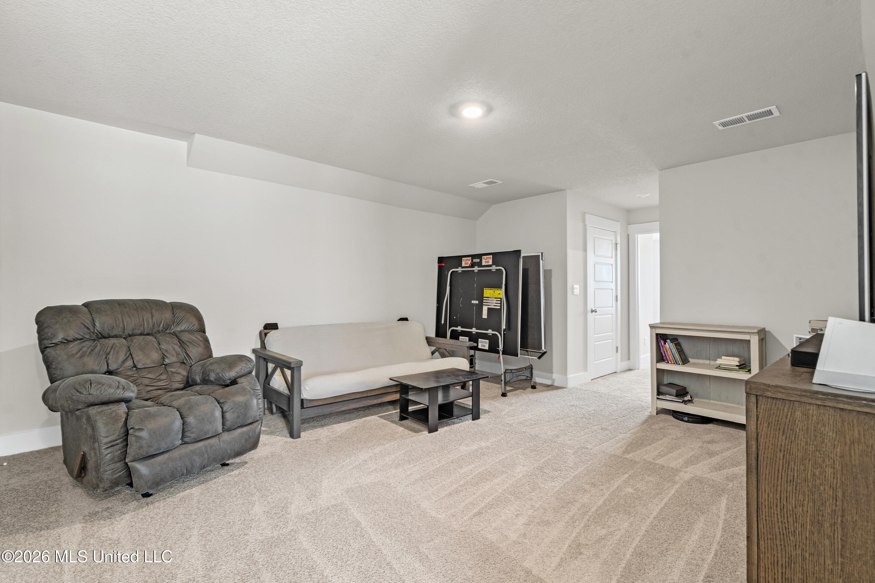2084 Tulip Drive Property Photo 18