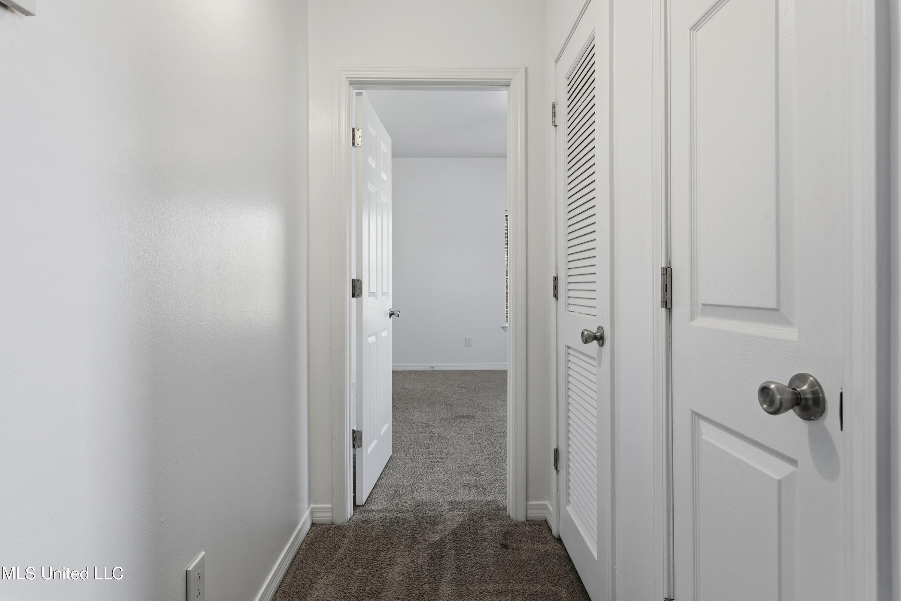 310 Holcomb Boulevard Property Photo 18