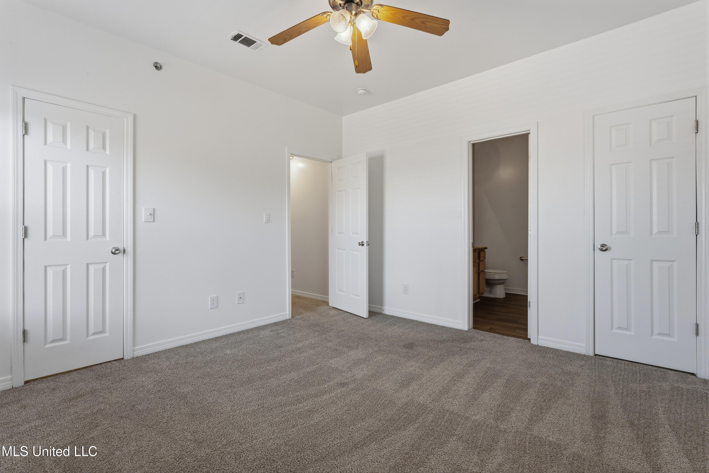 310 Holcomb Boulevard Property Photo 20