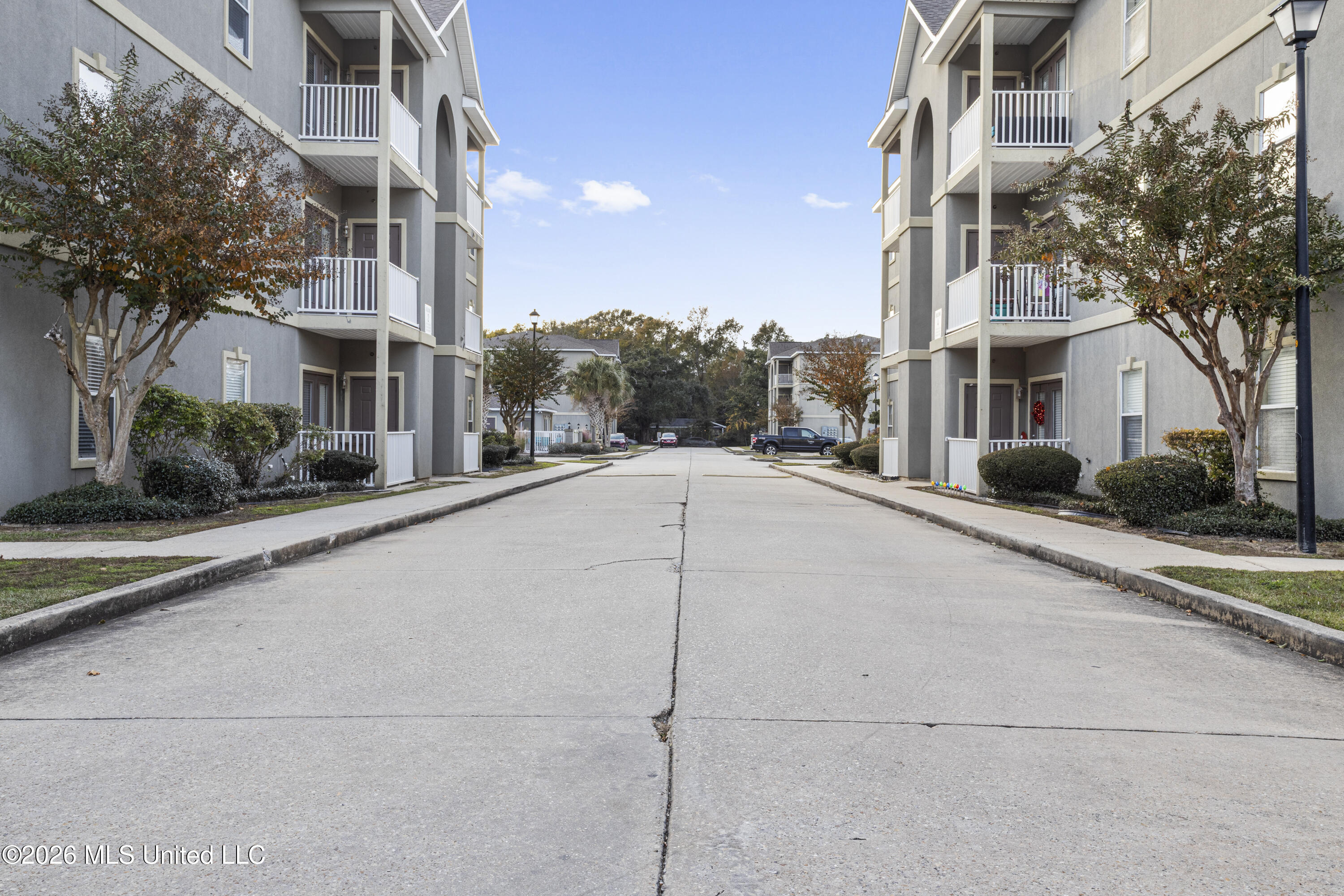 310 Holcomb Boulevard Property Photo 47