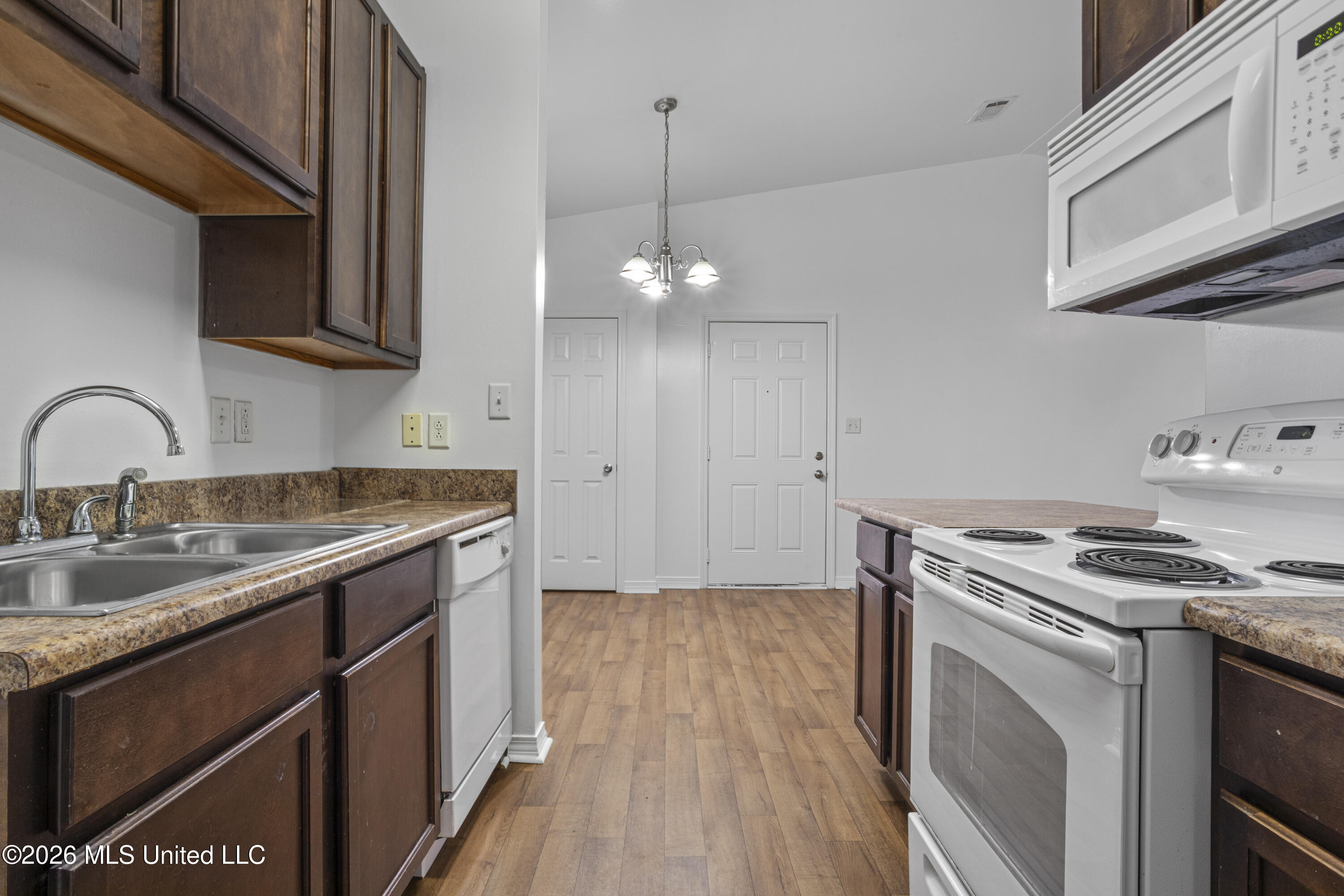 310 Holcomb Boulevard Property Photo 57