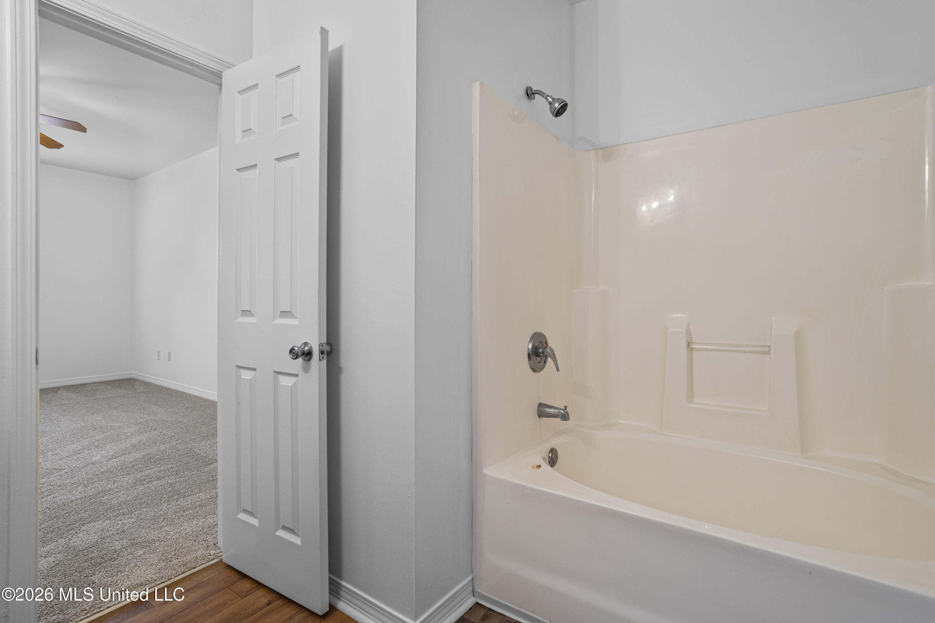 310 Holcomb Boulevard Property Photo 64