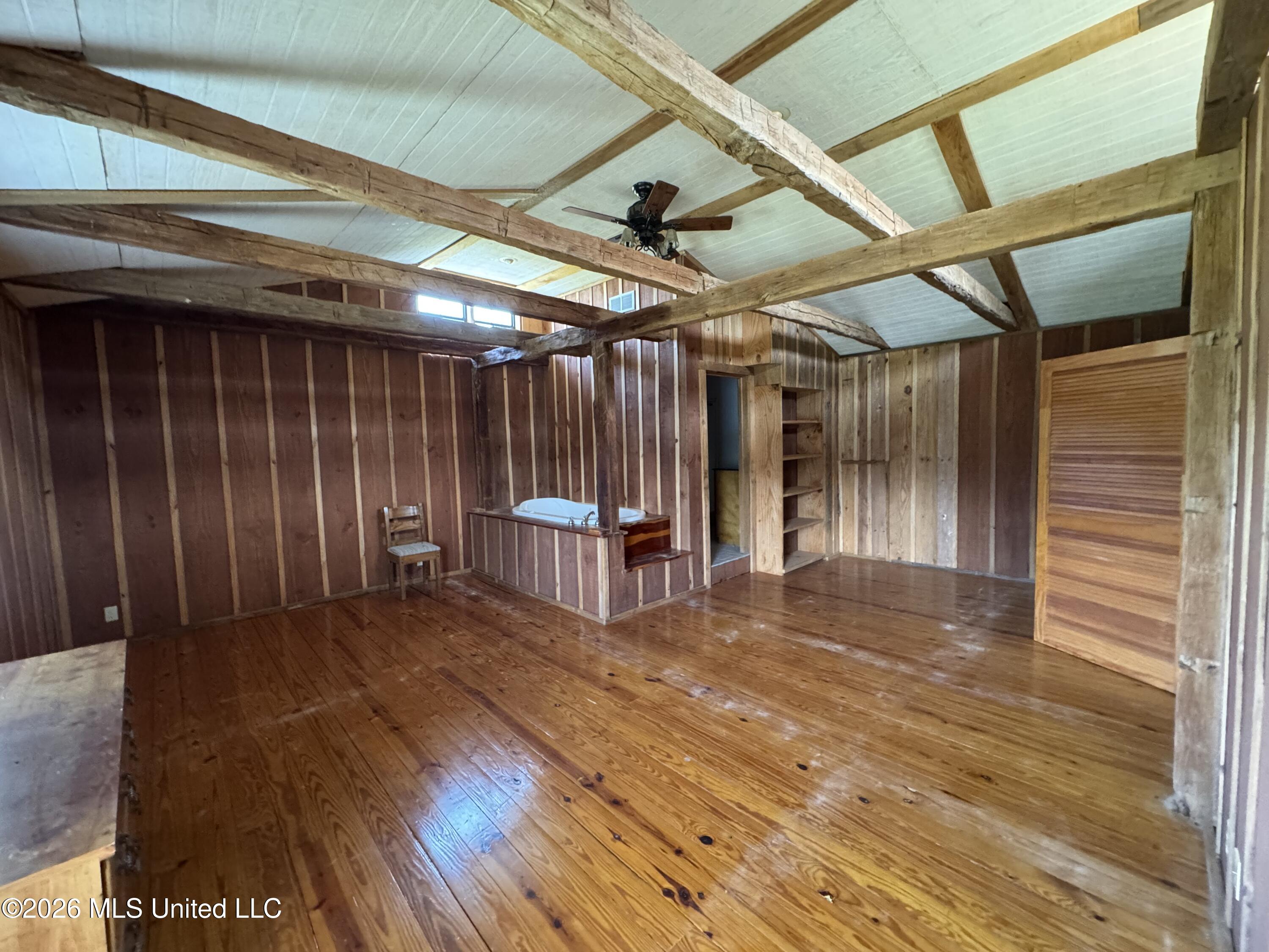 375 Ms-13 Property Photo 17