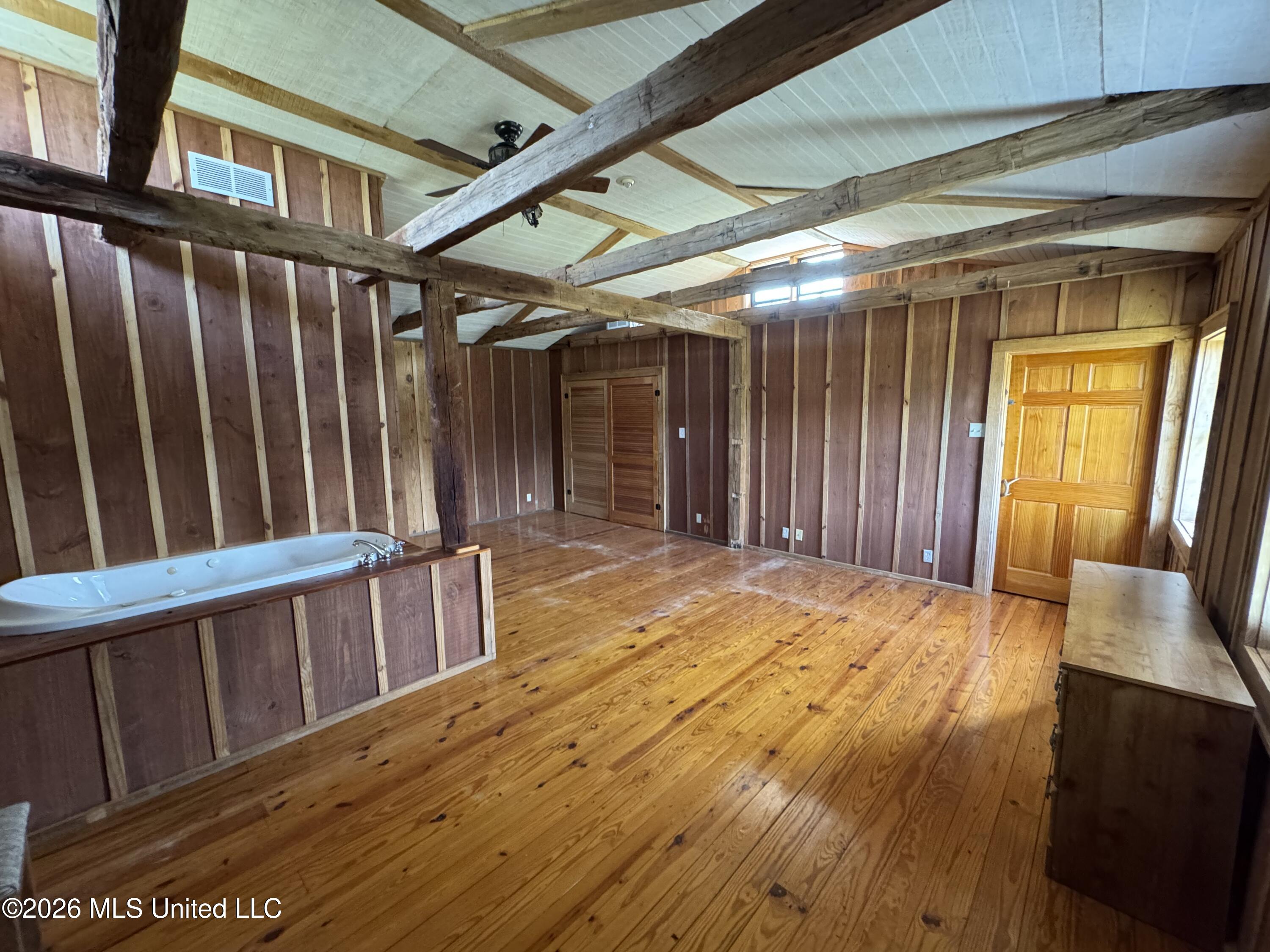 375 Ms-13 Property Photo 18