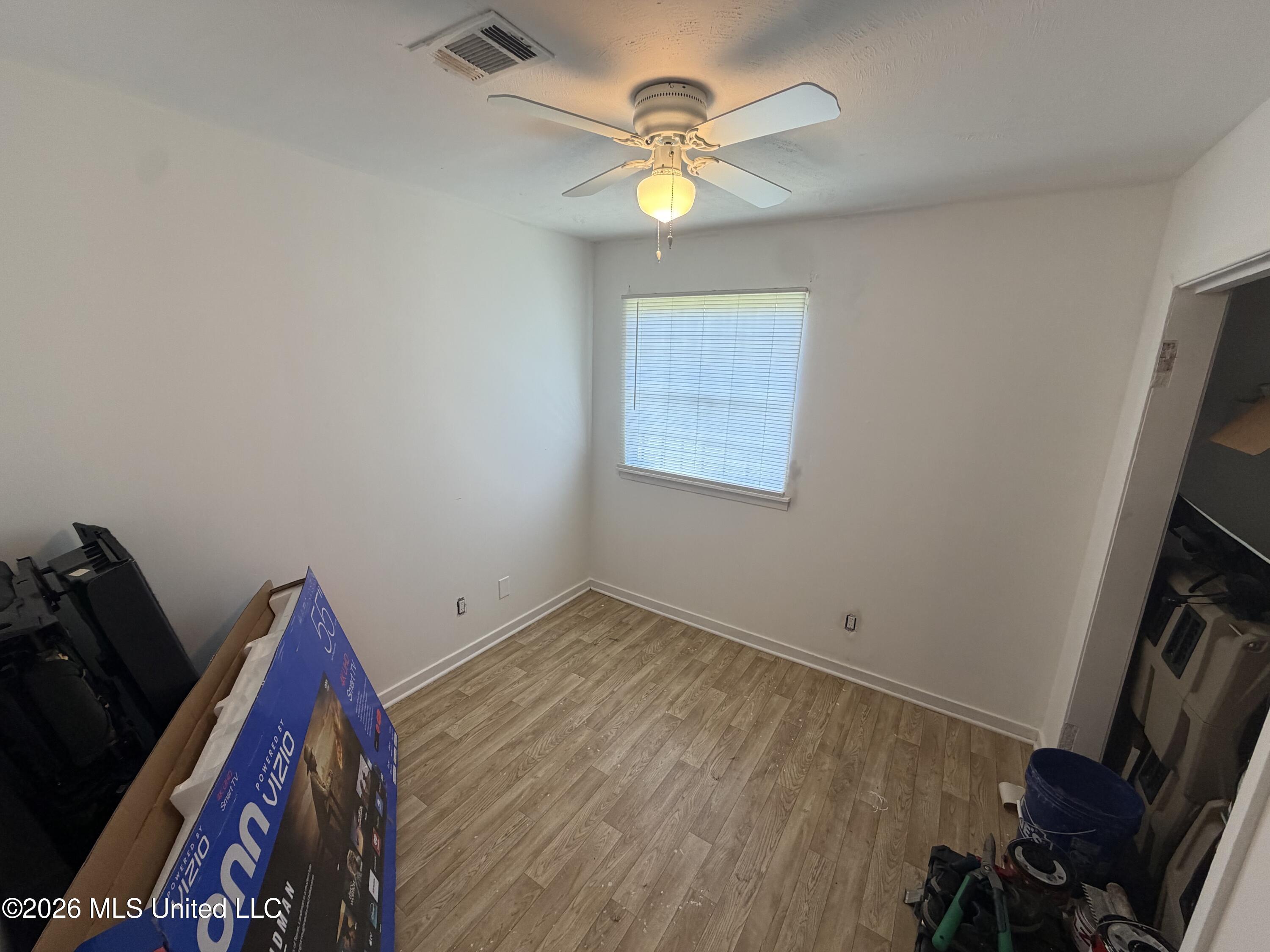 5552 Crepe Myrtle Drive Property Photo 7