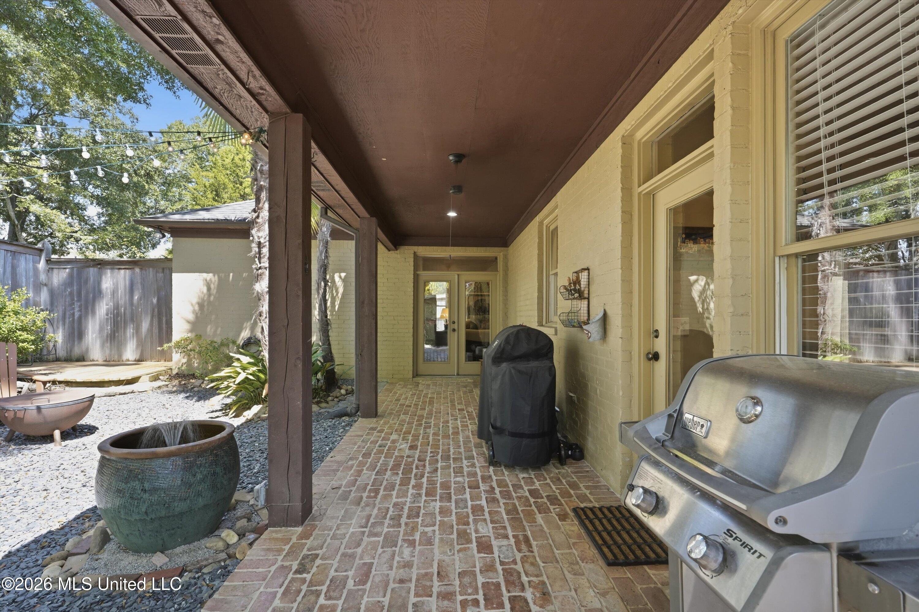 303 Tuscany Court Property Photo 38