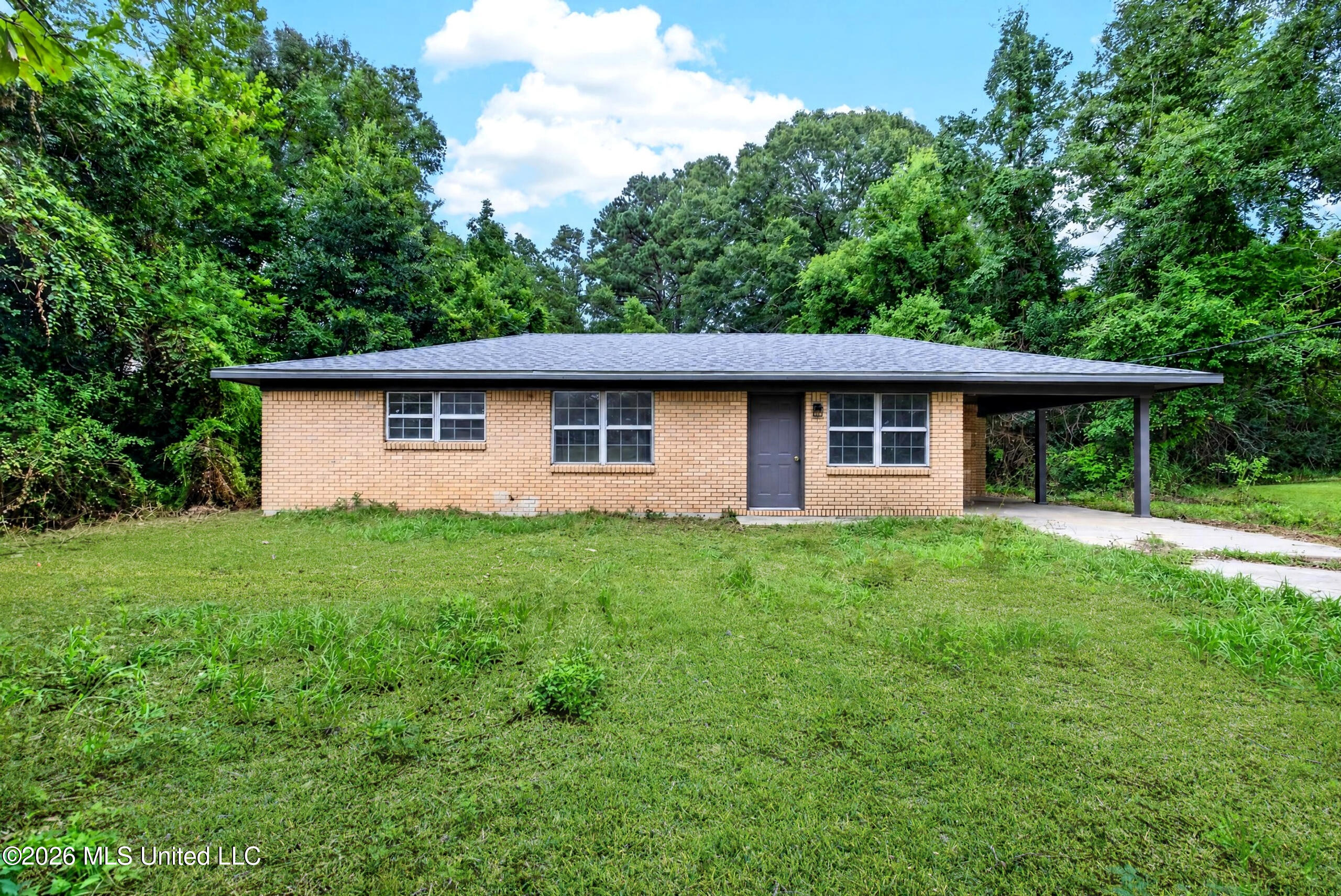 804 Camp Avenue Property Photo 1