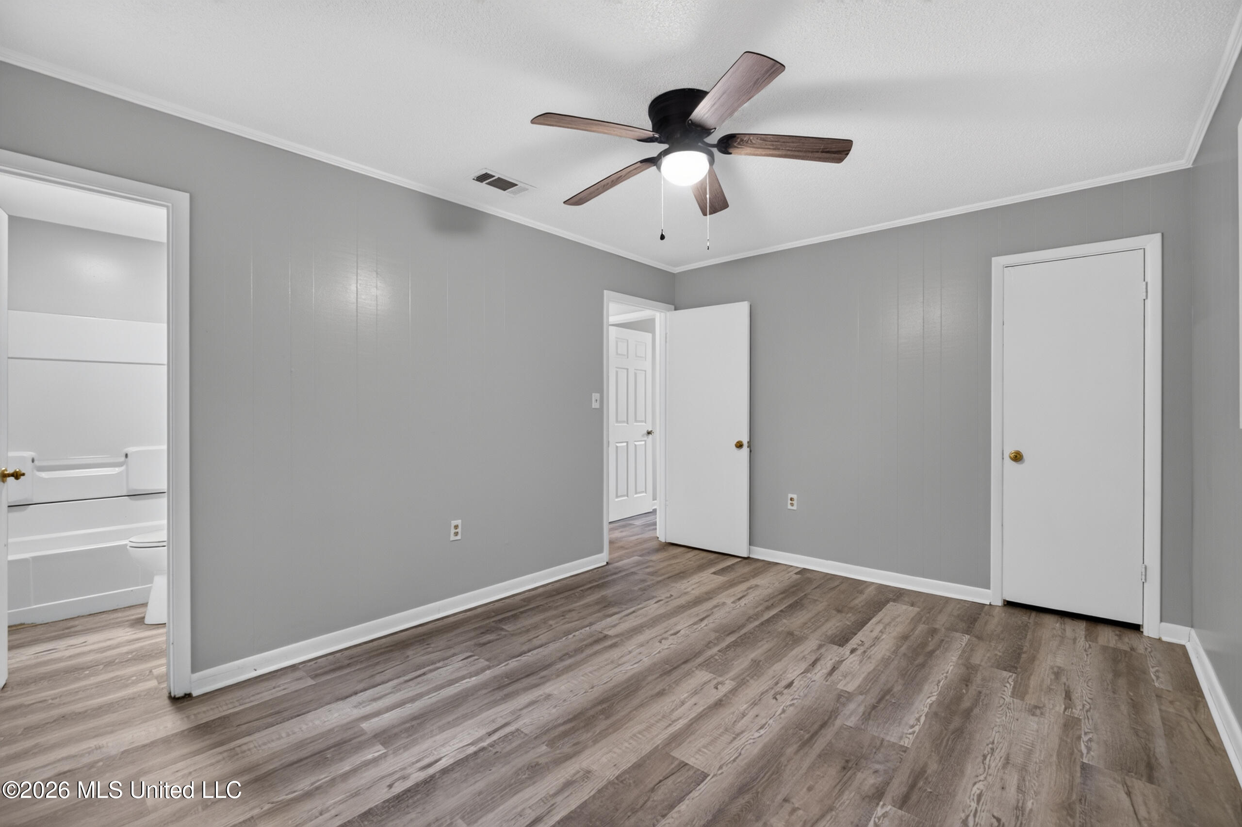 804 Camp Avenue Property Photo 16