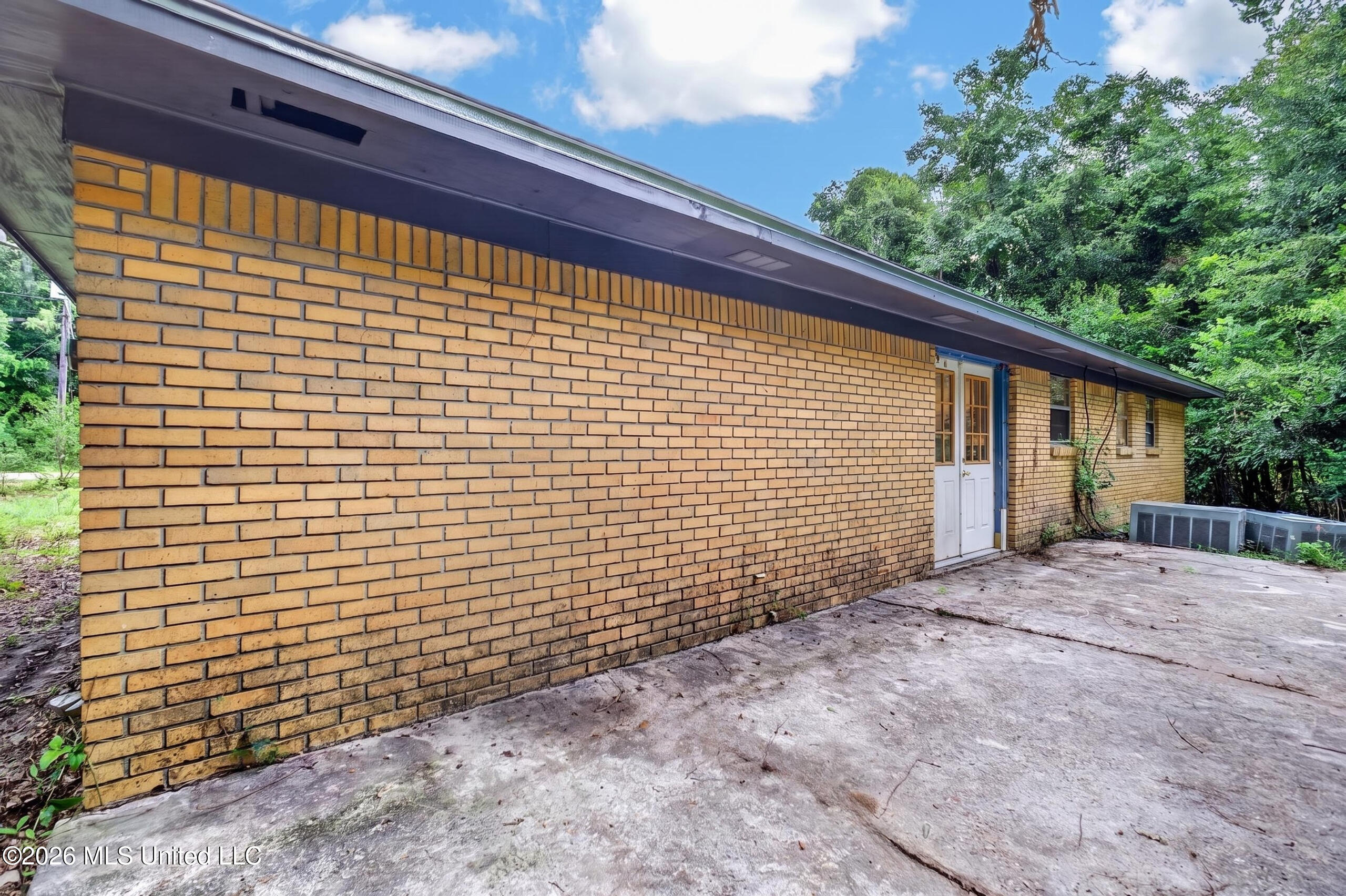 804 Camp Avenue Property Photo 24