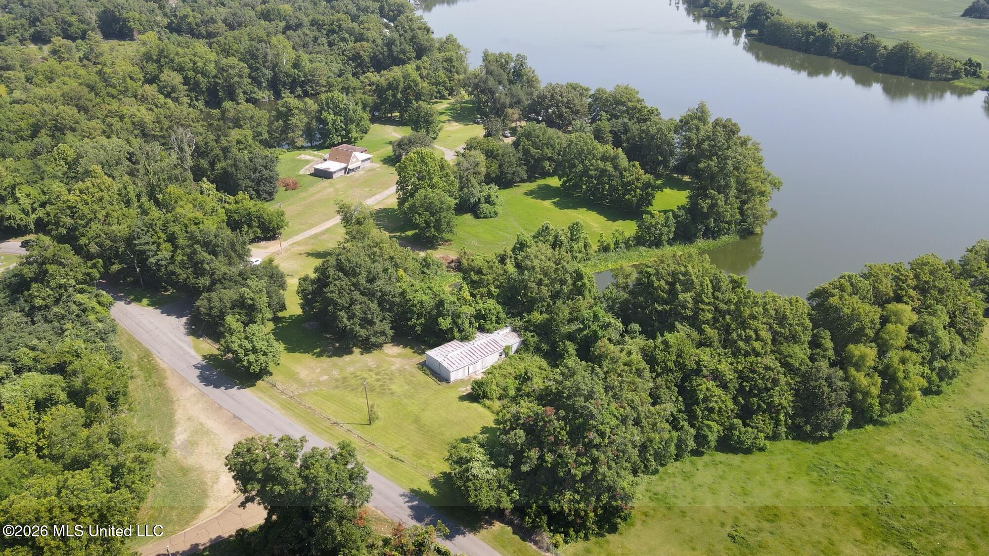 159 Oak Harbor Road Property Photo 2