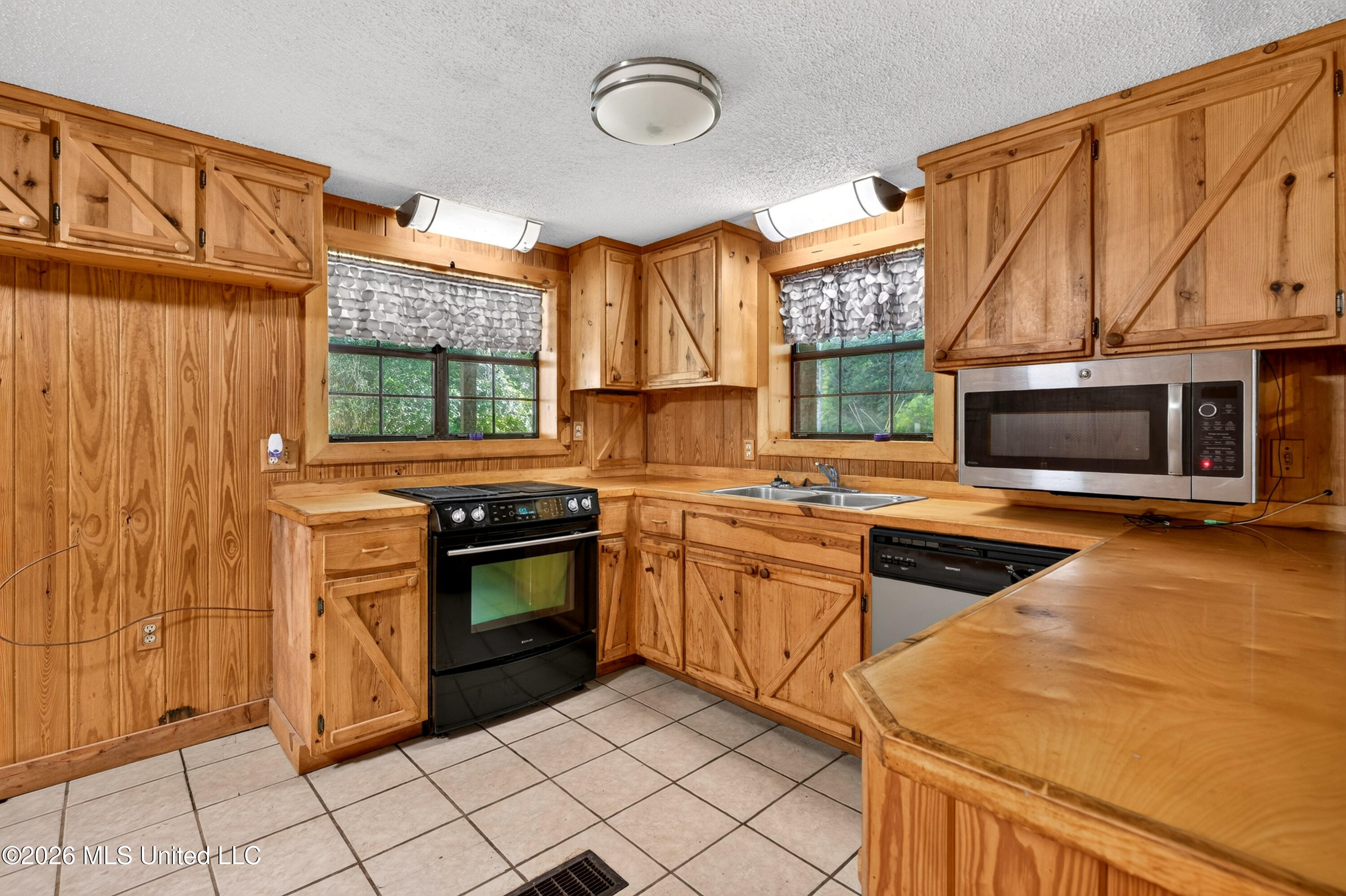 131 Shirley Wise Road Property Photo 13