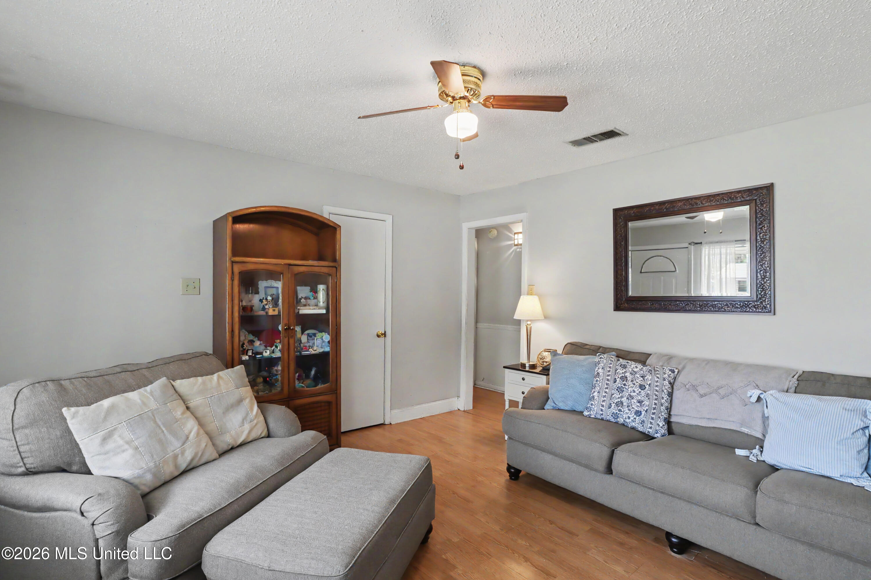 214 Harris Avenue Property Photo 4