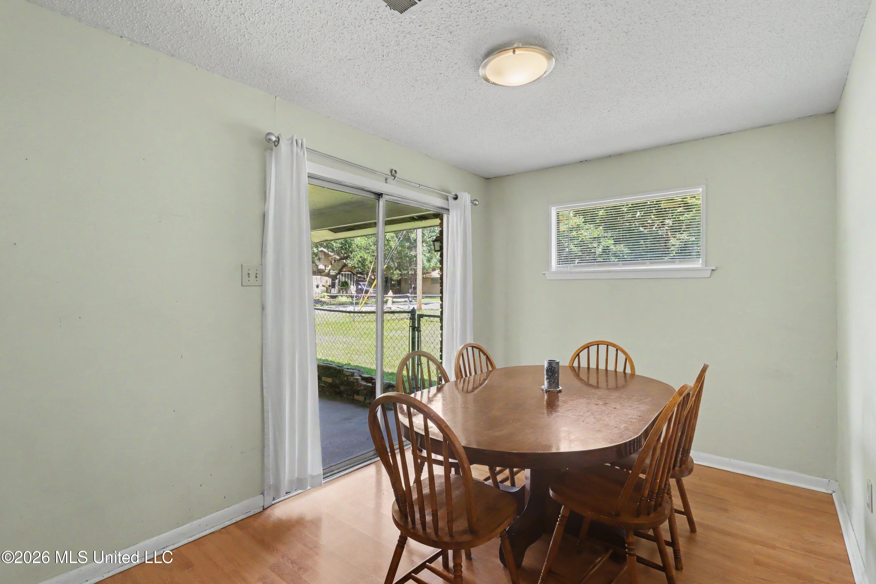 214 Harris Avenue Property Photo 7