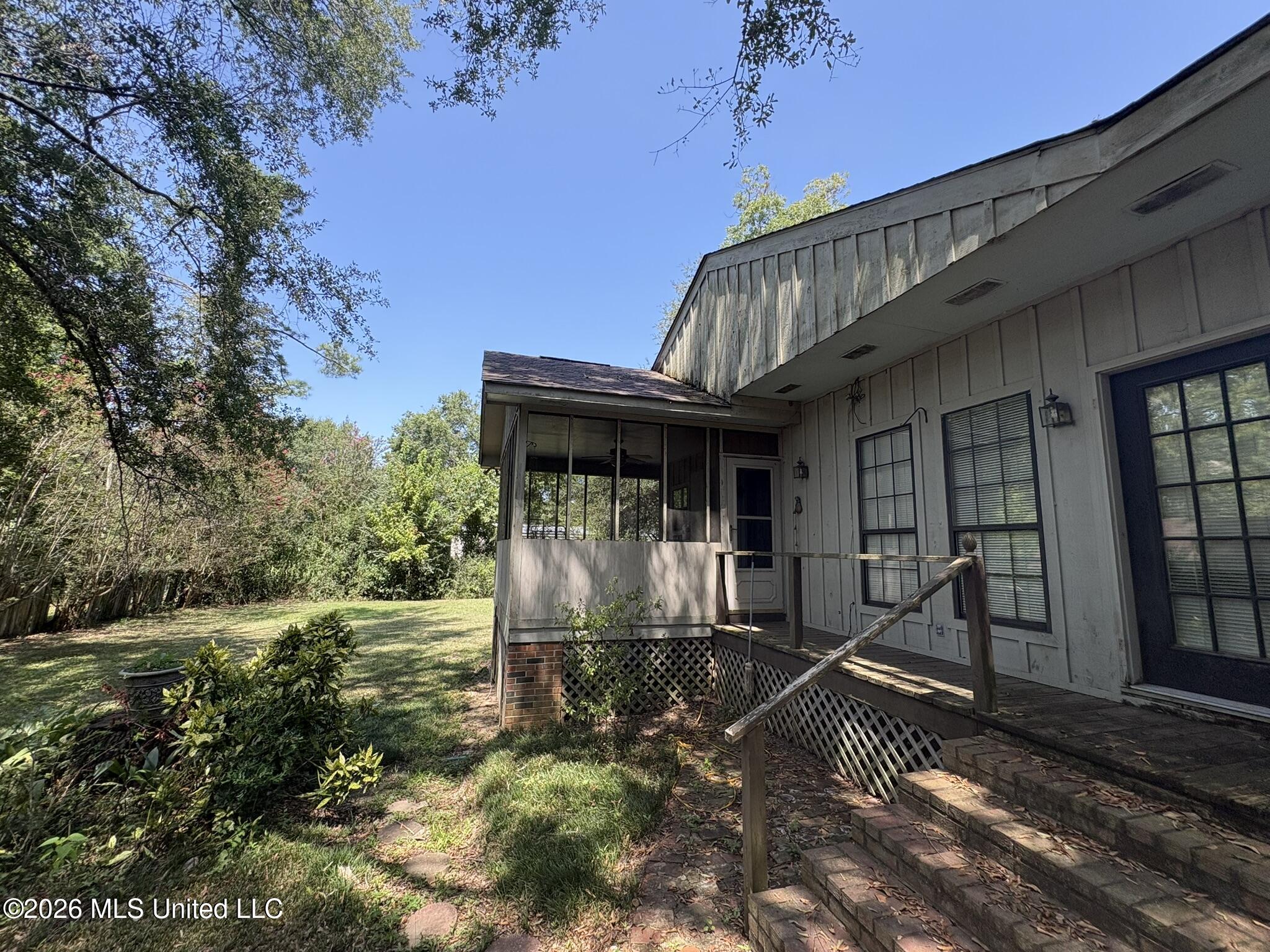731 Academy Drive Property Photo 37