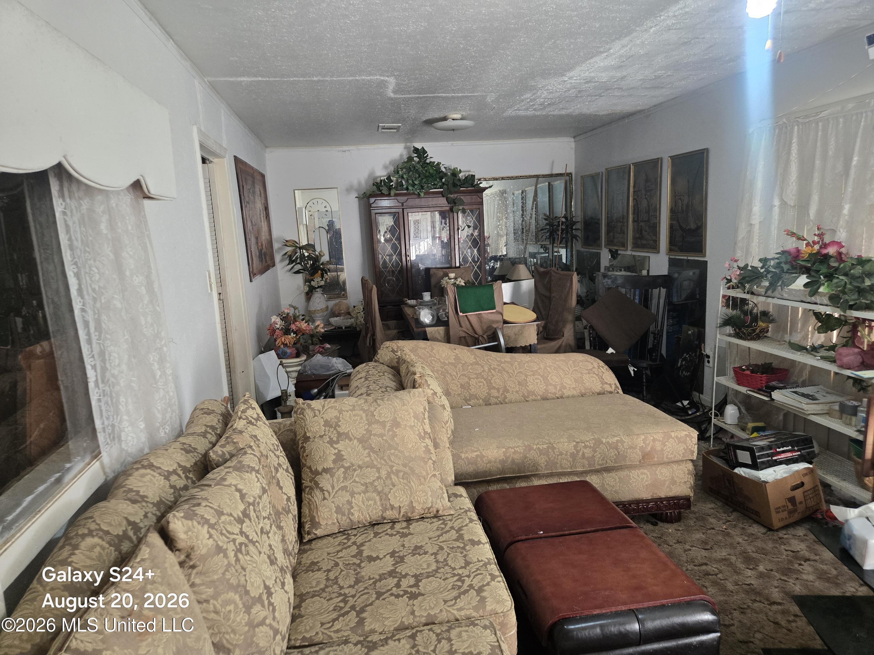 5945 N State Street Property Photo 2