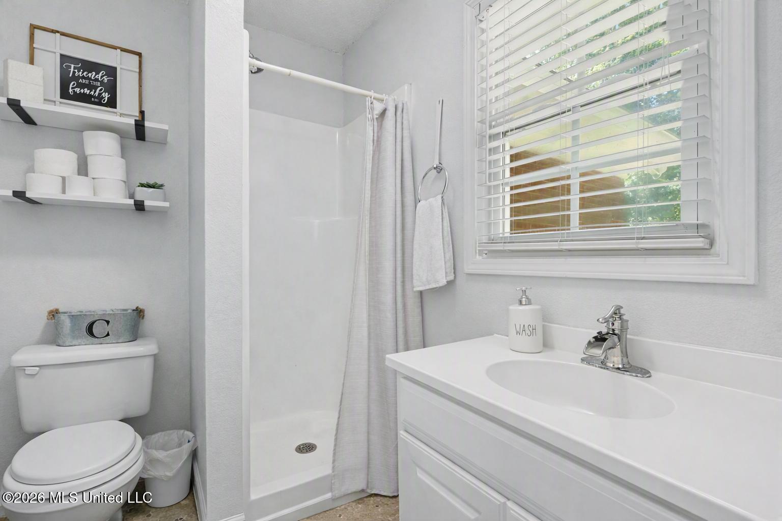 4317 Cunningham Road Property Photo 16
