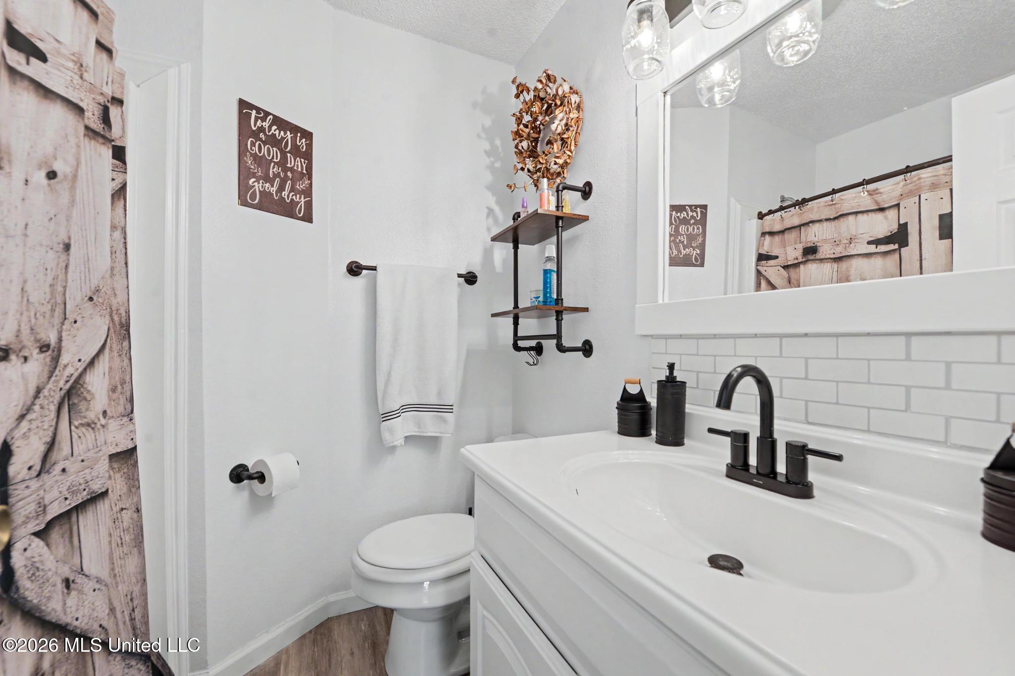 4317 Cunningham Road Property Photo 21