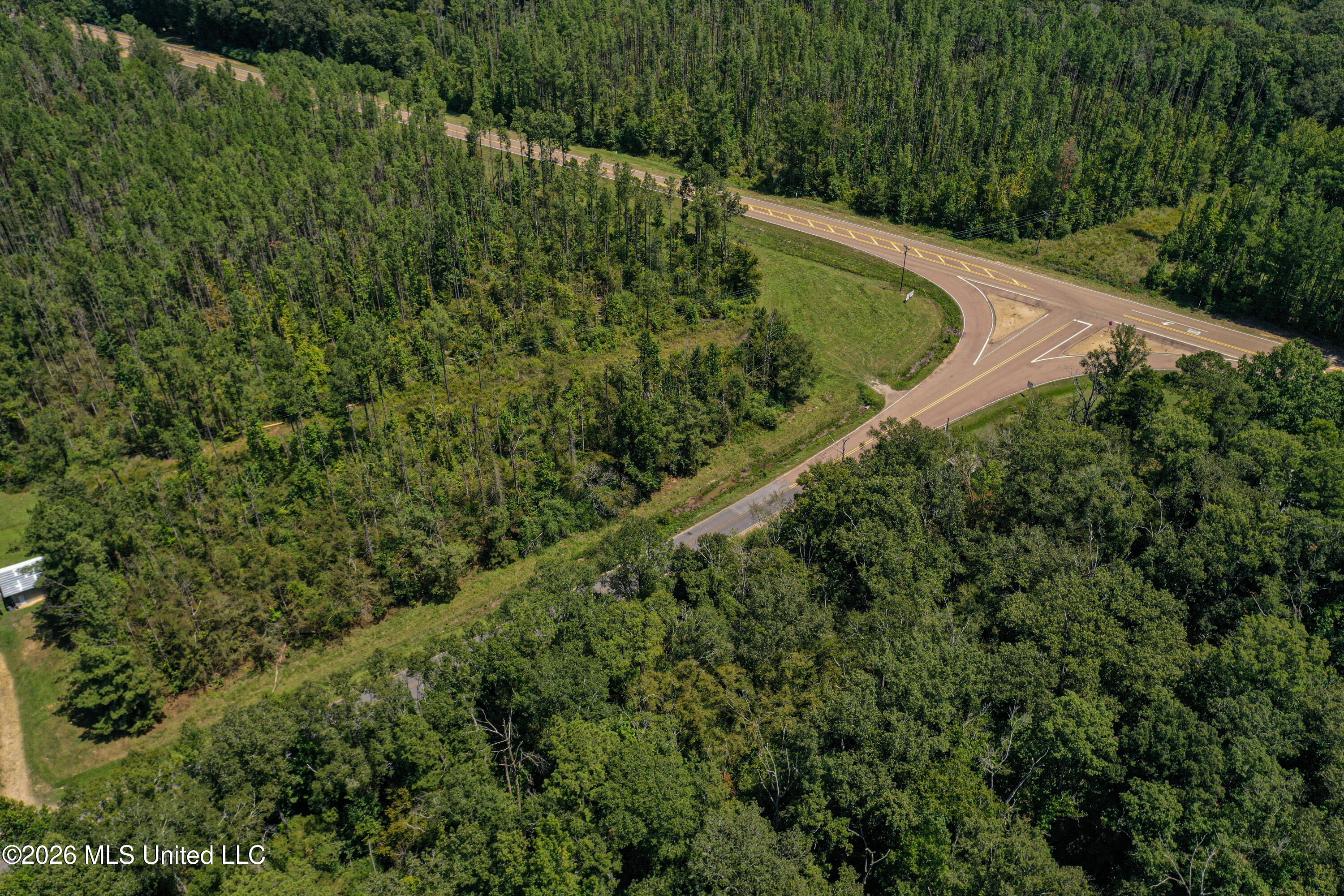 Old Highway 27 Road 2 Property Photo 17