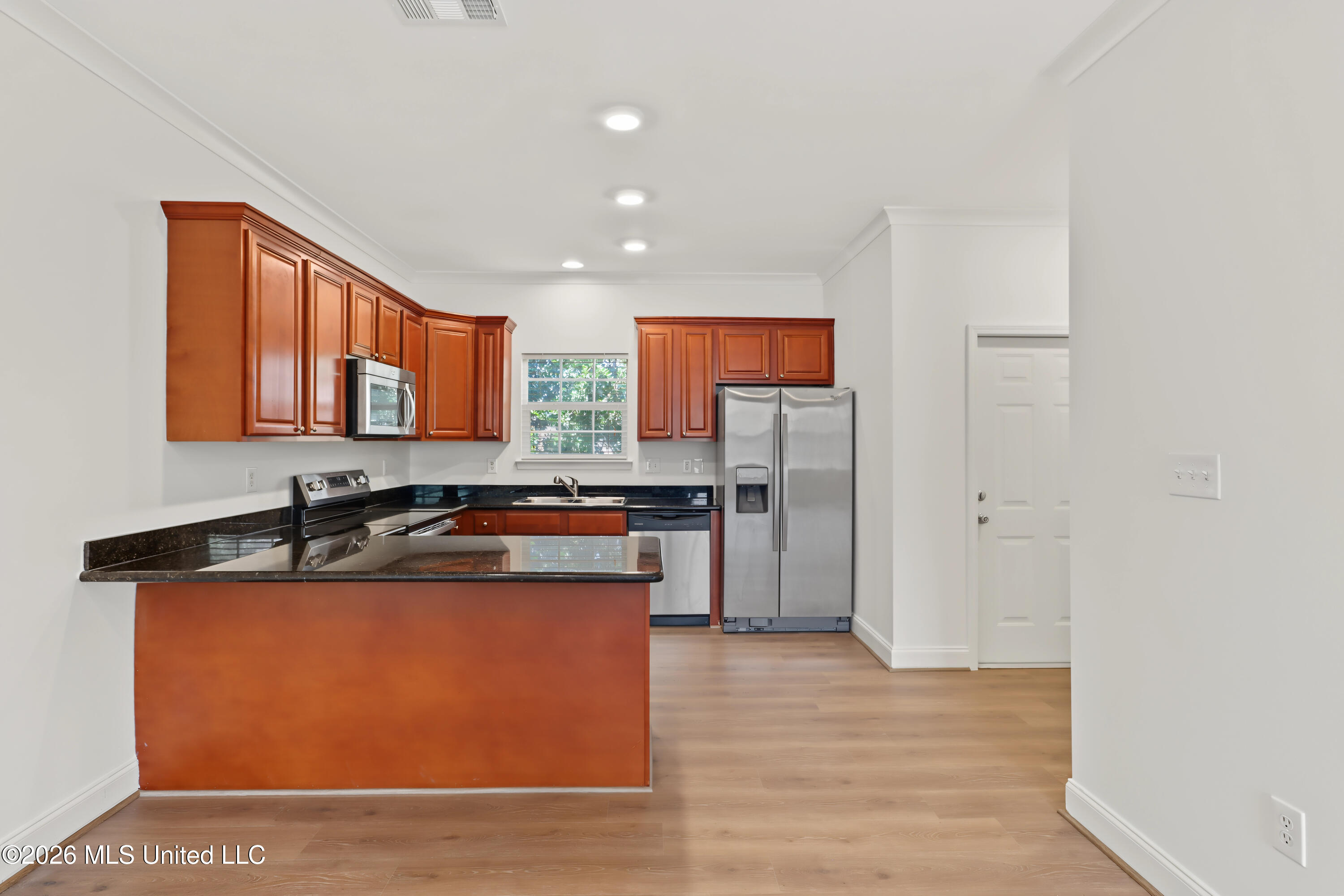 211 Armand Oaks Property Photo 11