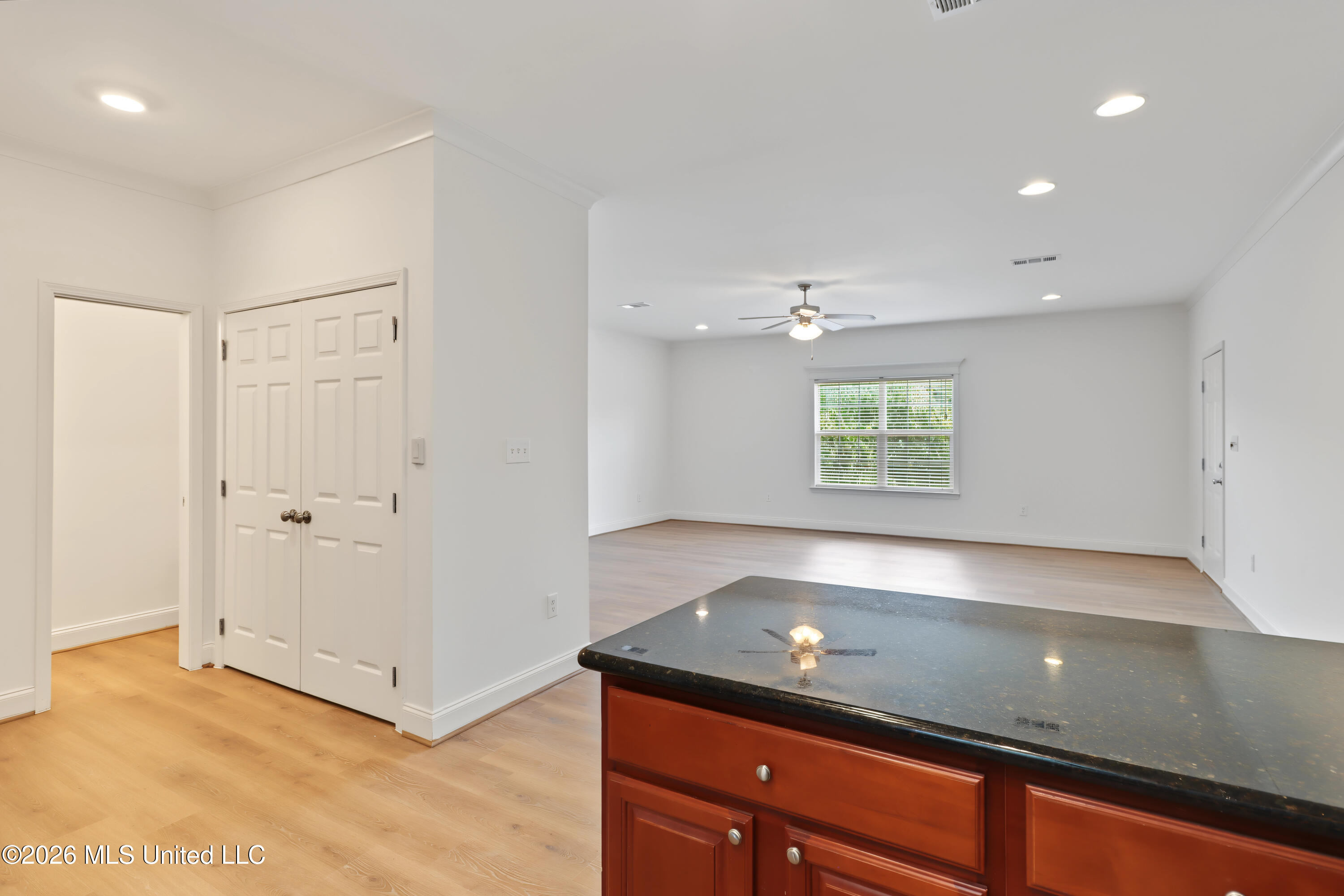 211 Armand Oaks Property Photo 13