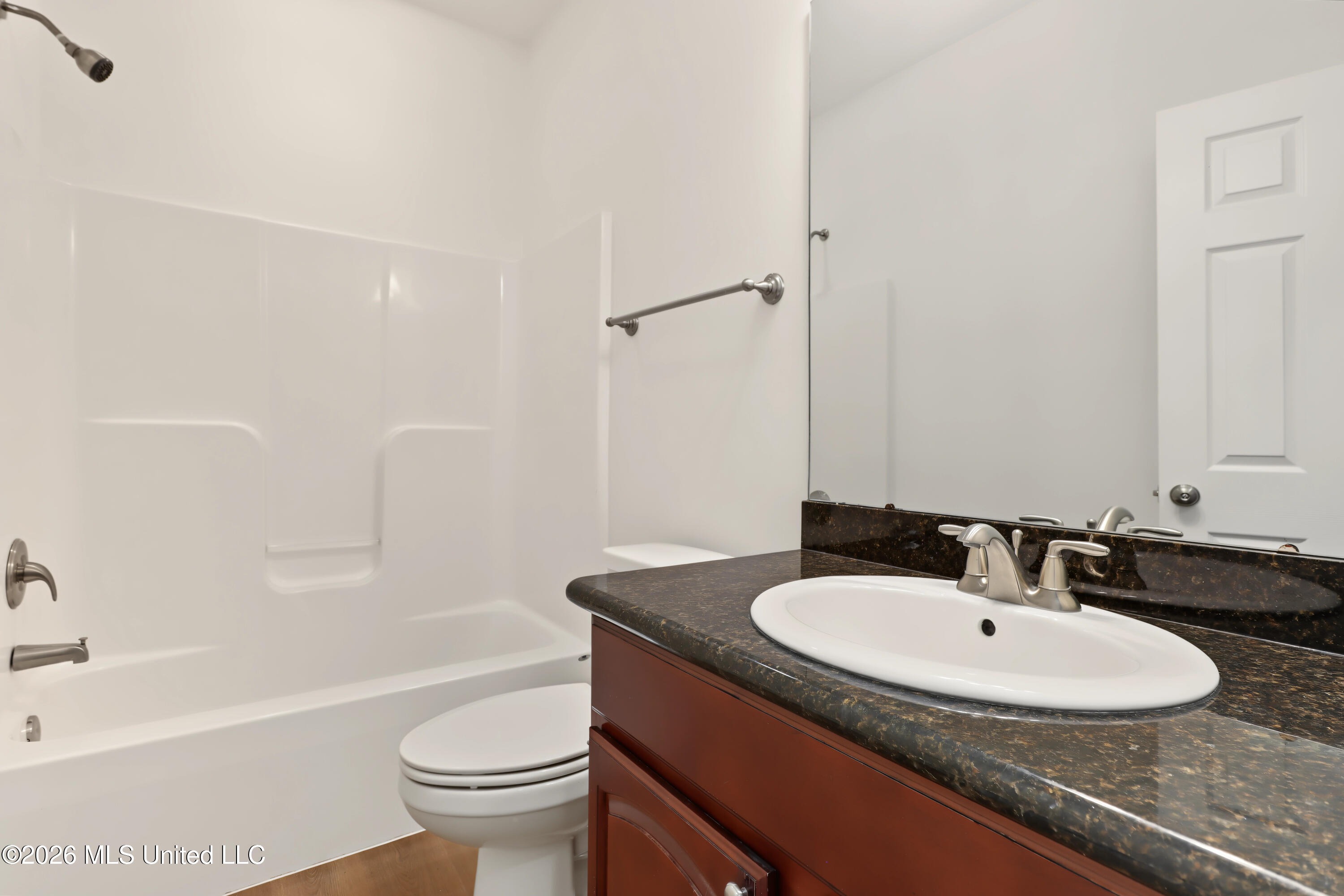 211 Armand Oaks Property Photo 23