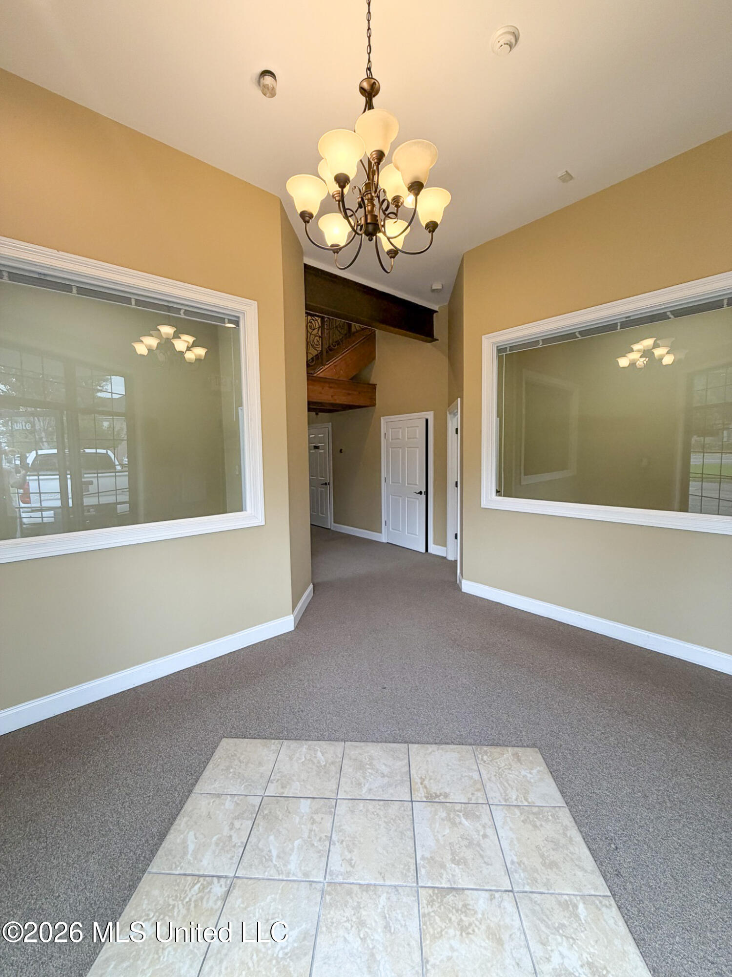 7253 Goodman Road Property Photo 5