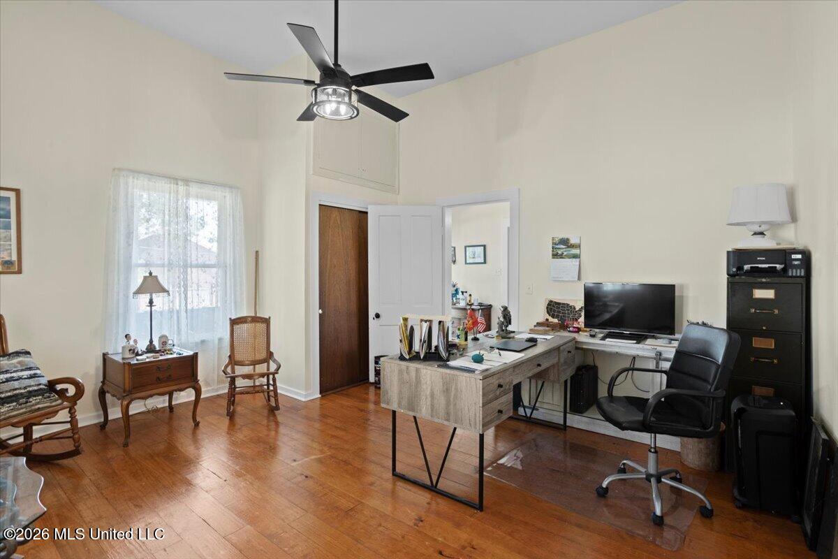 402 Dubose Street Property Photo 7