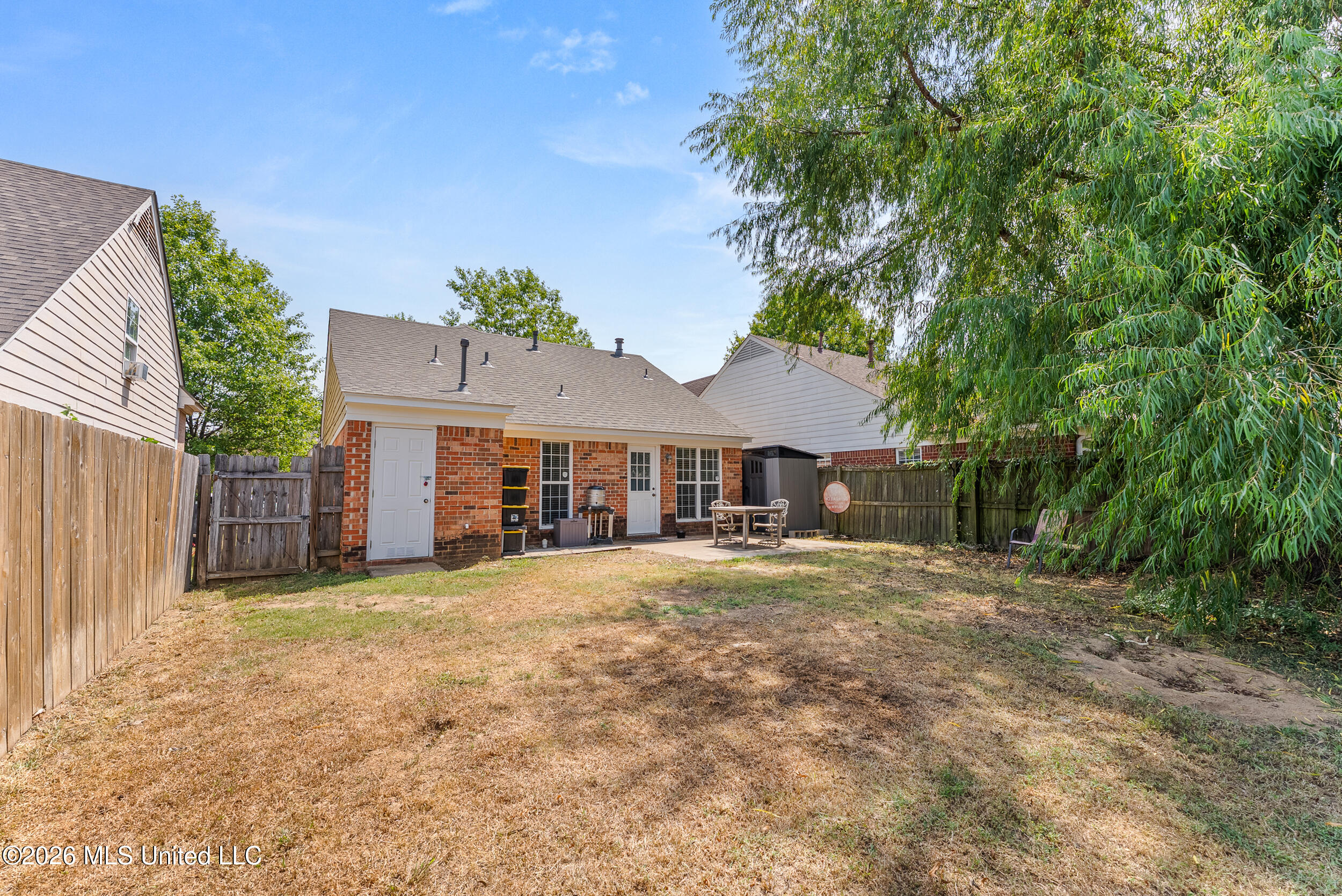 5321 Kalian Cove Property Photo 4