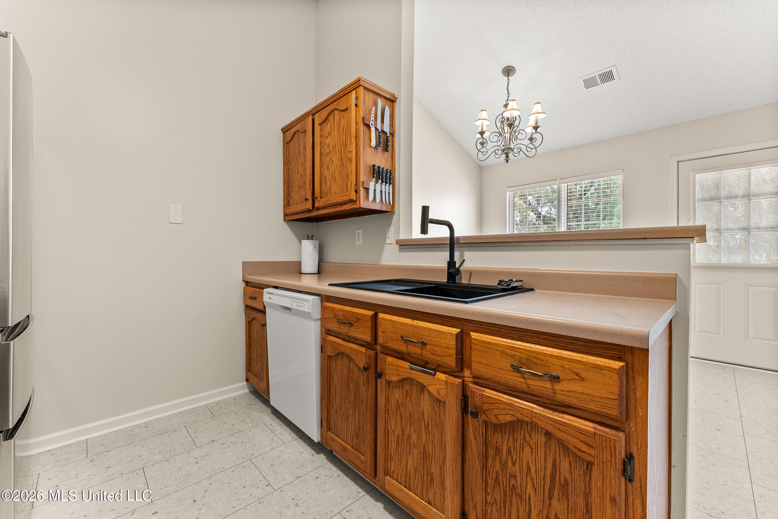 5321 Kalian Cove Property Photo 11