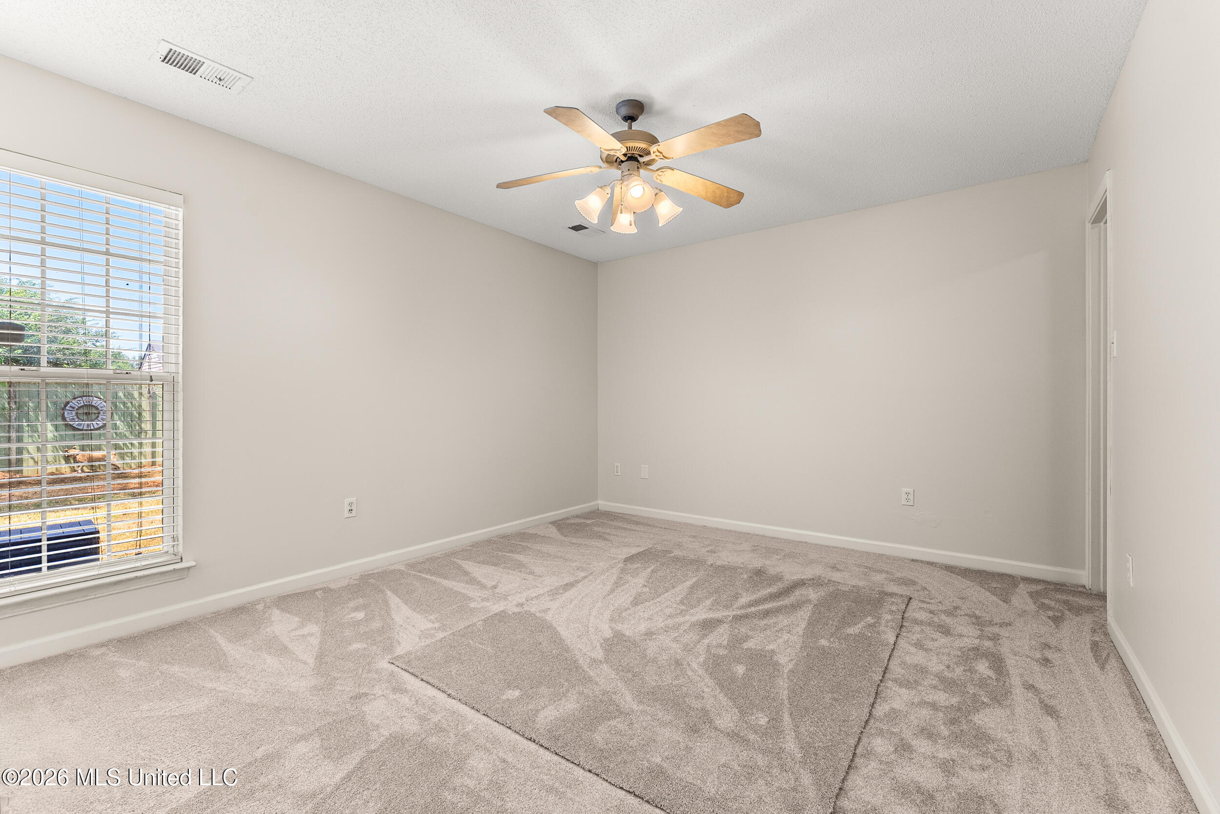 5321 Kalian Cove Property Photo 15