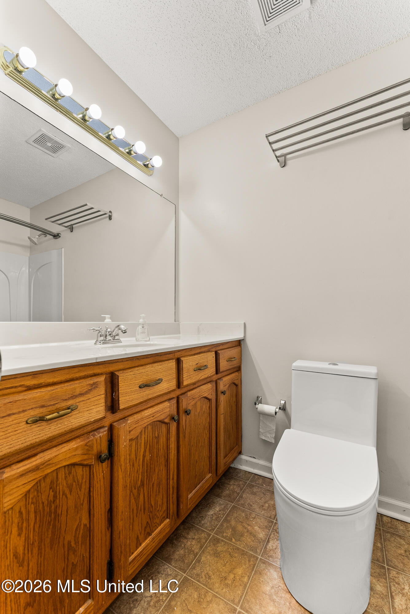 5321 Kalian Cove Property Photo 17