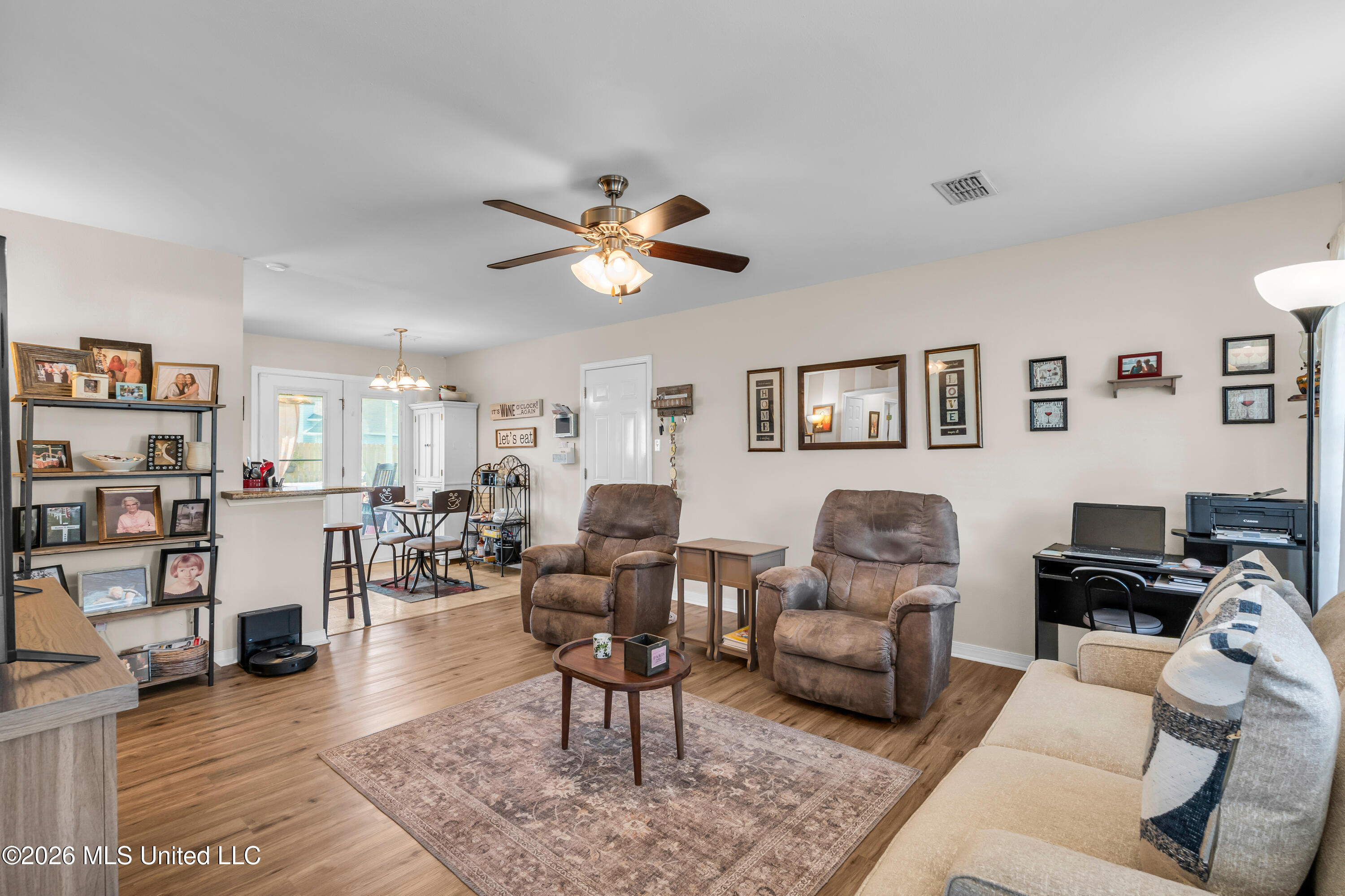 11313 Jessica Drive Property Photo 5