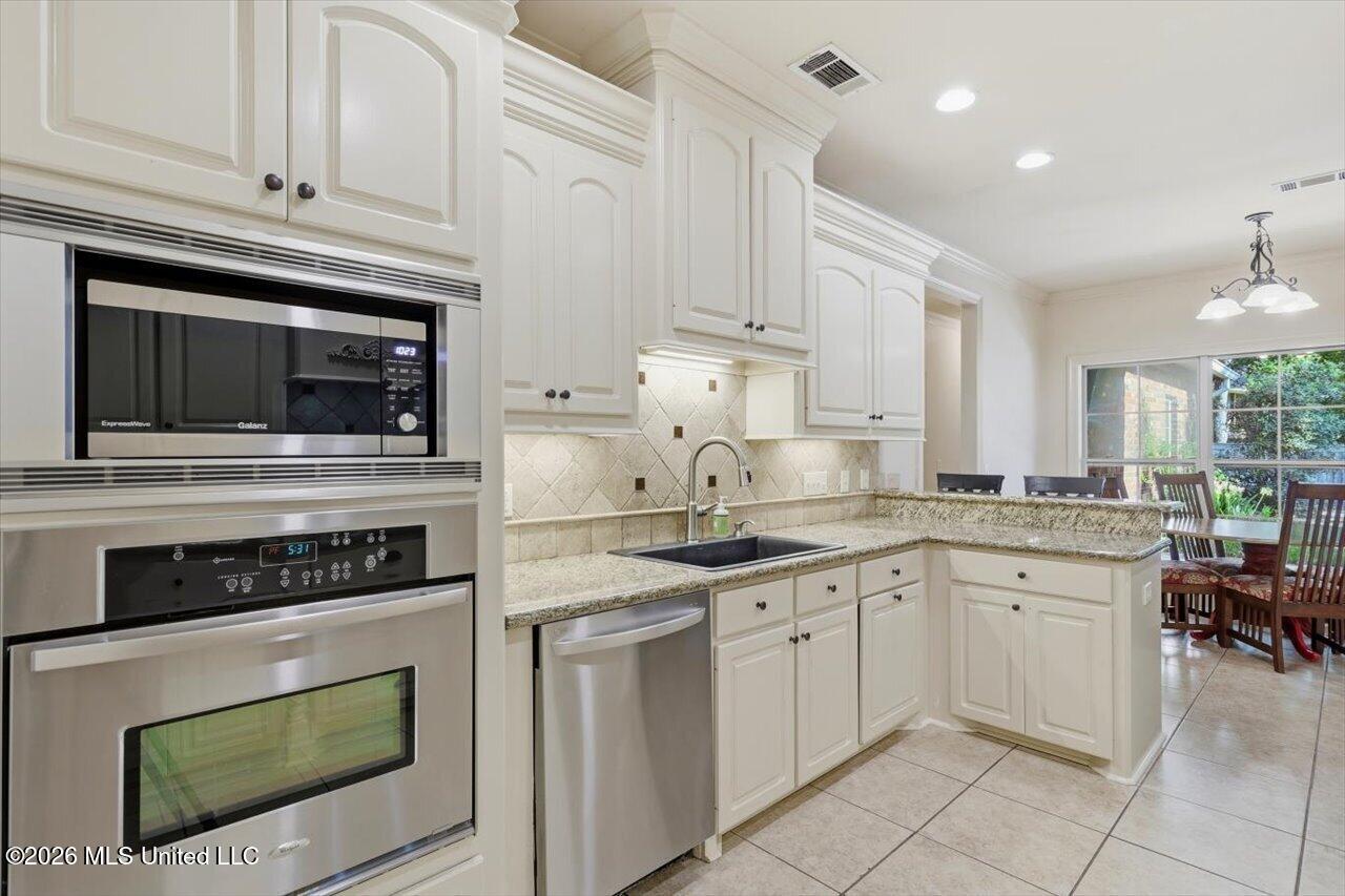 124 Hemlock Lane Property Photo 10
