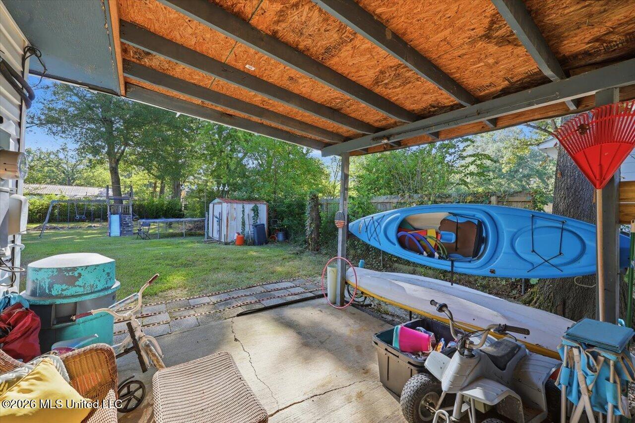 216 Pemberton Drive Property Photo 23