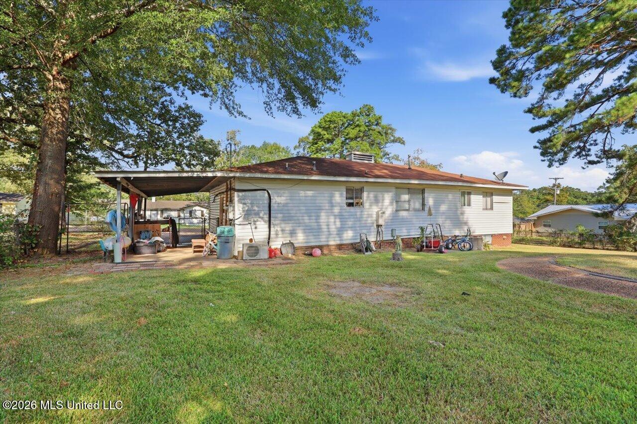 216 Pemberton Drive Property Photo 24
